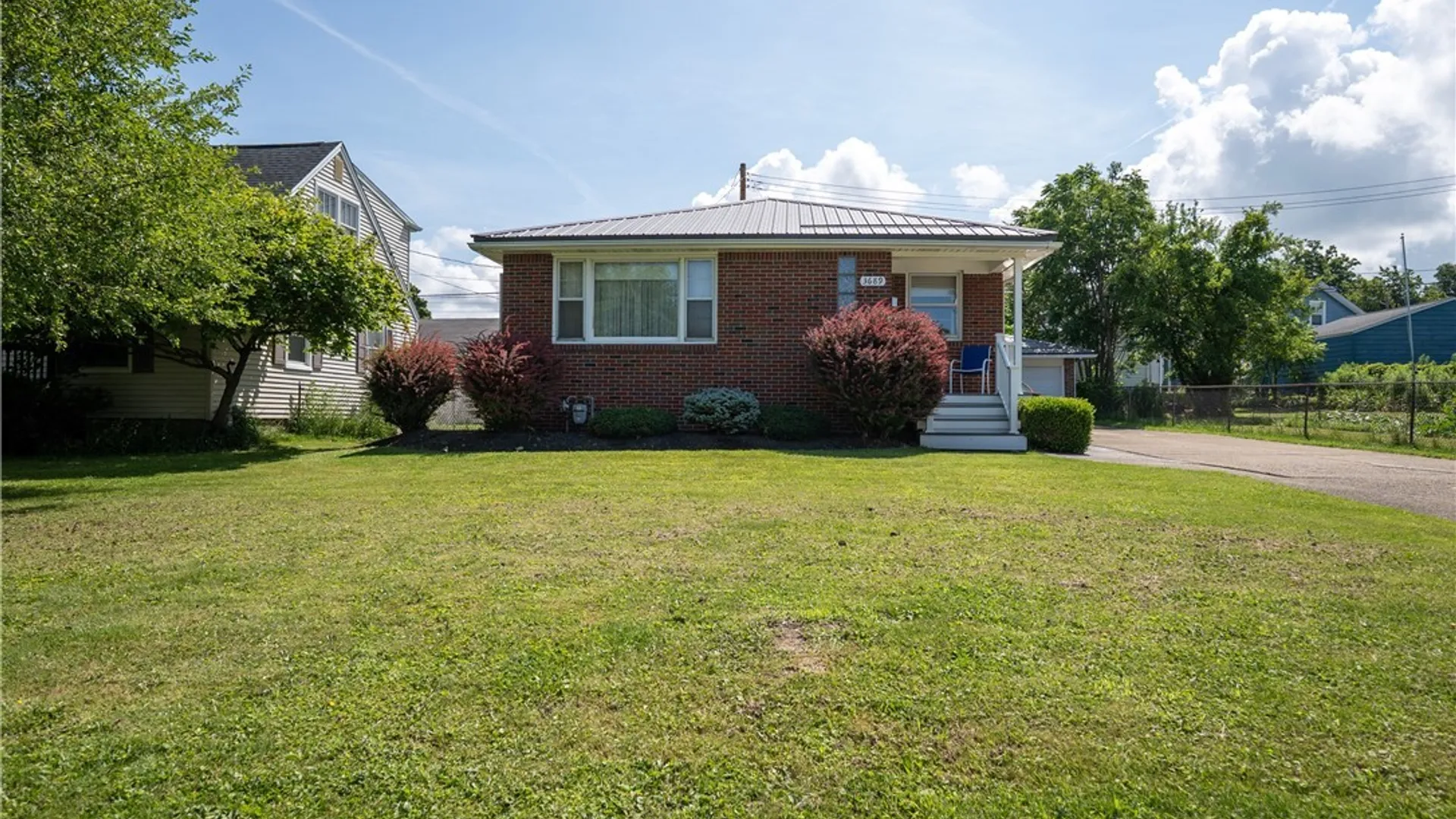 Property at 3689 Wabash Avenue, Hamburg, NY 14219 2