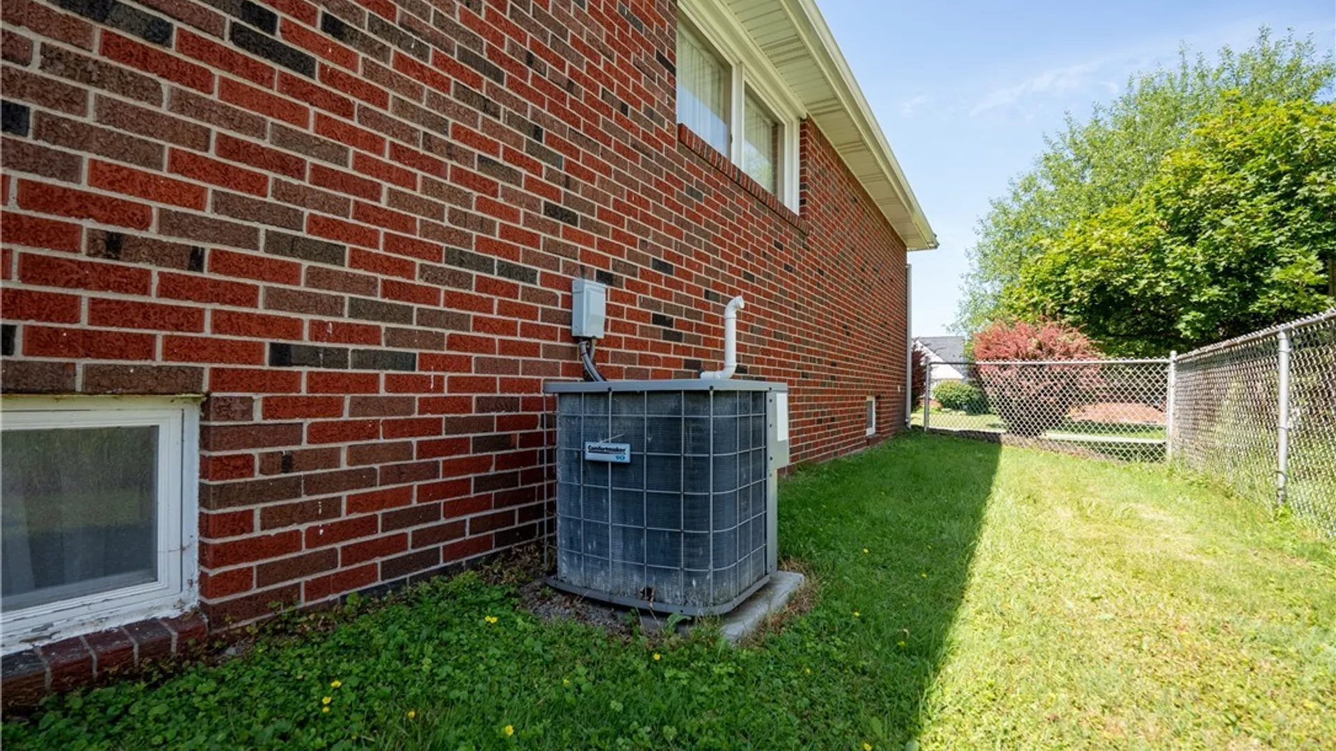 Property at 3689 Wabash Avenue, Hamburg, NY 14219 34