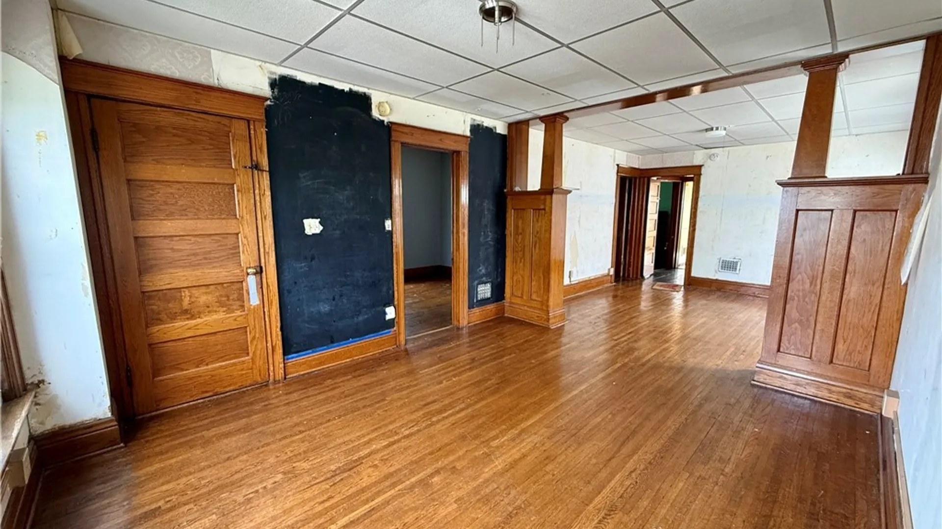 Property at 675 Northumberland Avenue, Buffalo, NY 14215 3