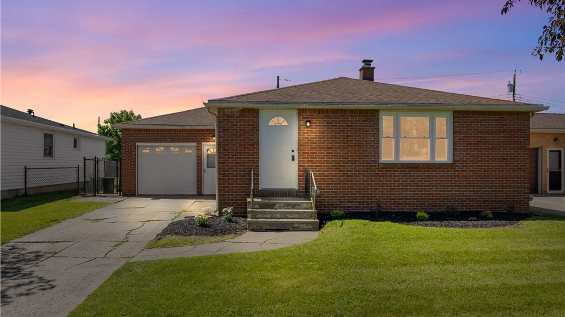 Property at 19 Davidson Drive, Cheektowaga, NY 14043 2