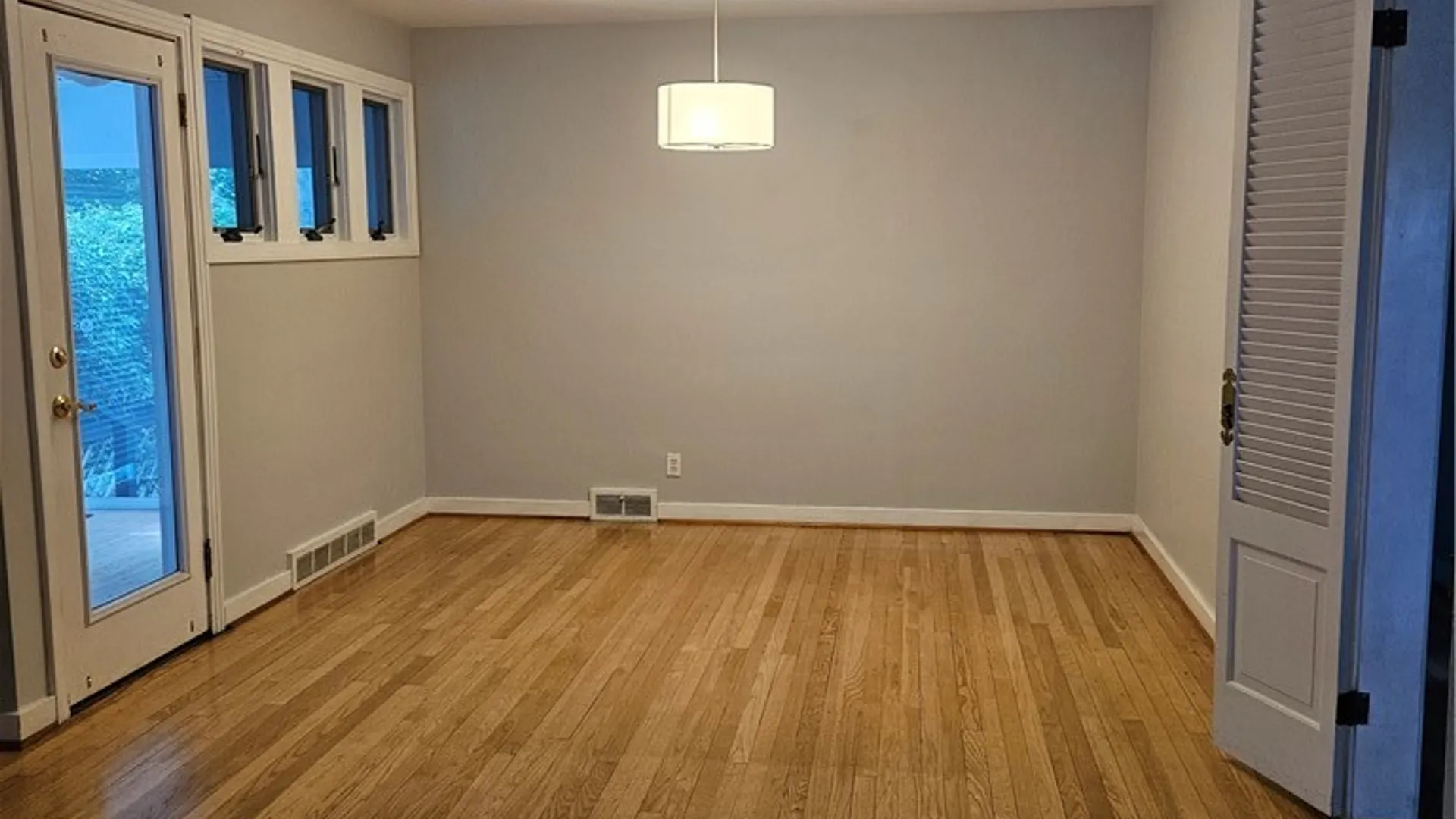 Property at 320 Scott Avenue, Syracuse, NY 13224 3