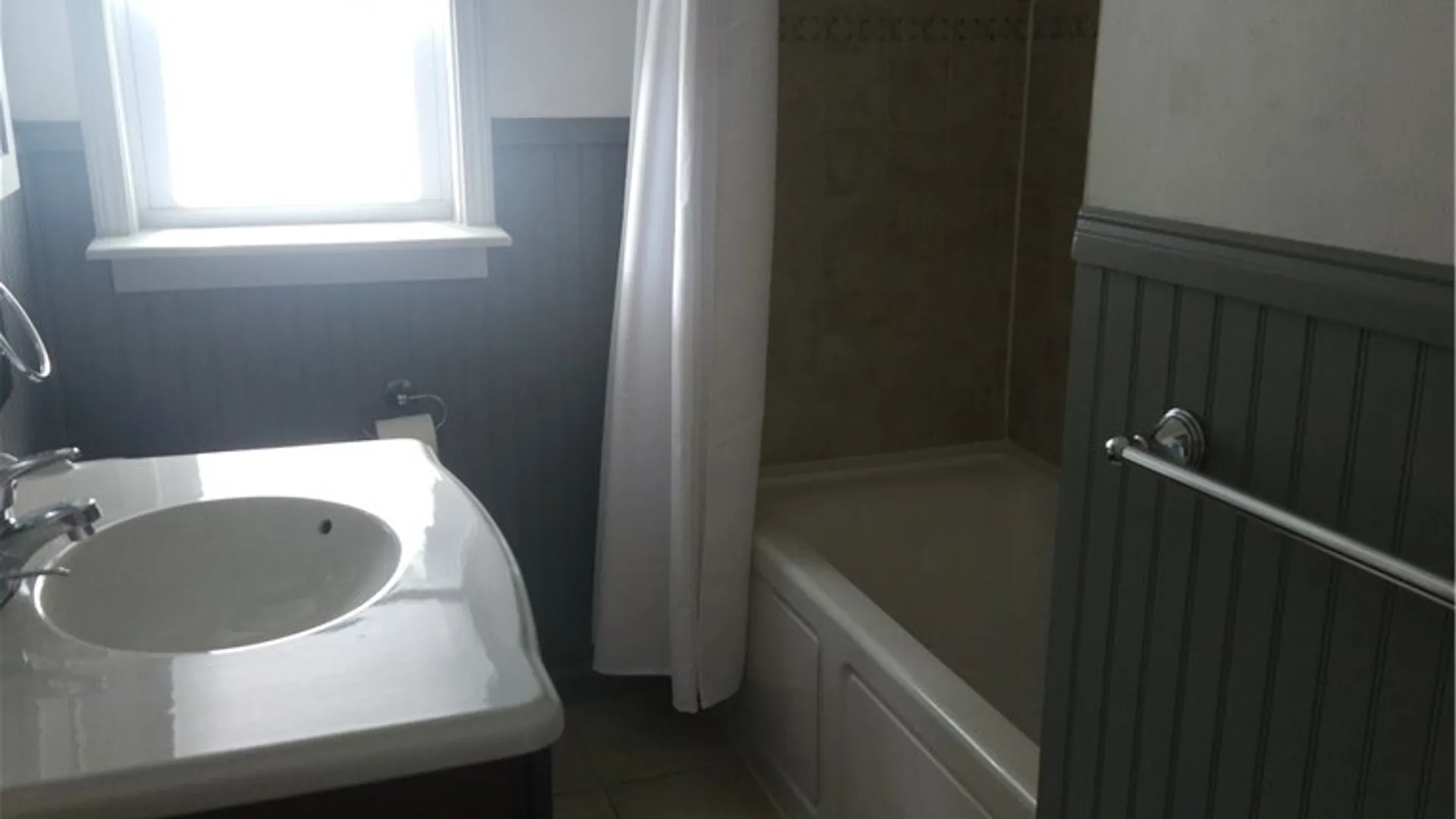 Property at 320 Scott Avenue, Syracuse, NY 13224 11