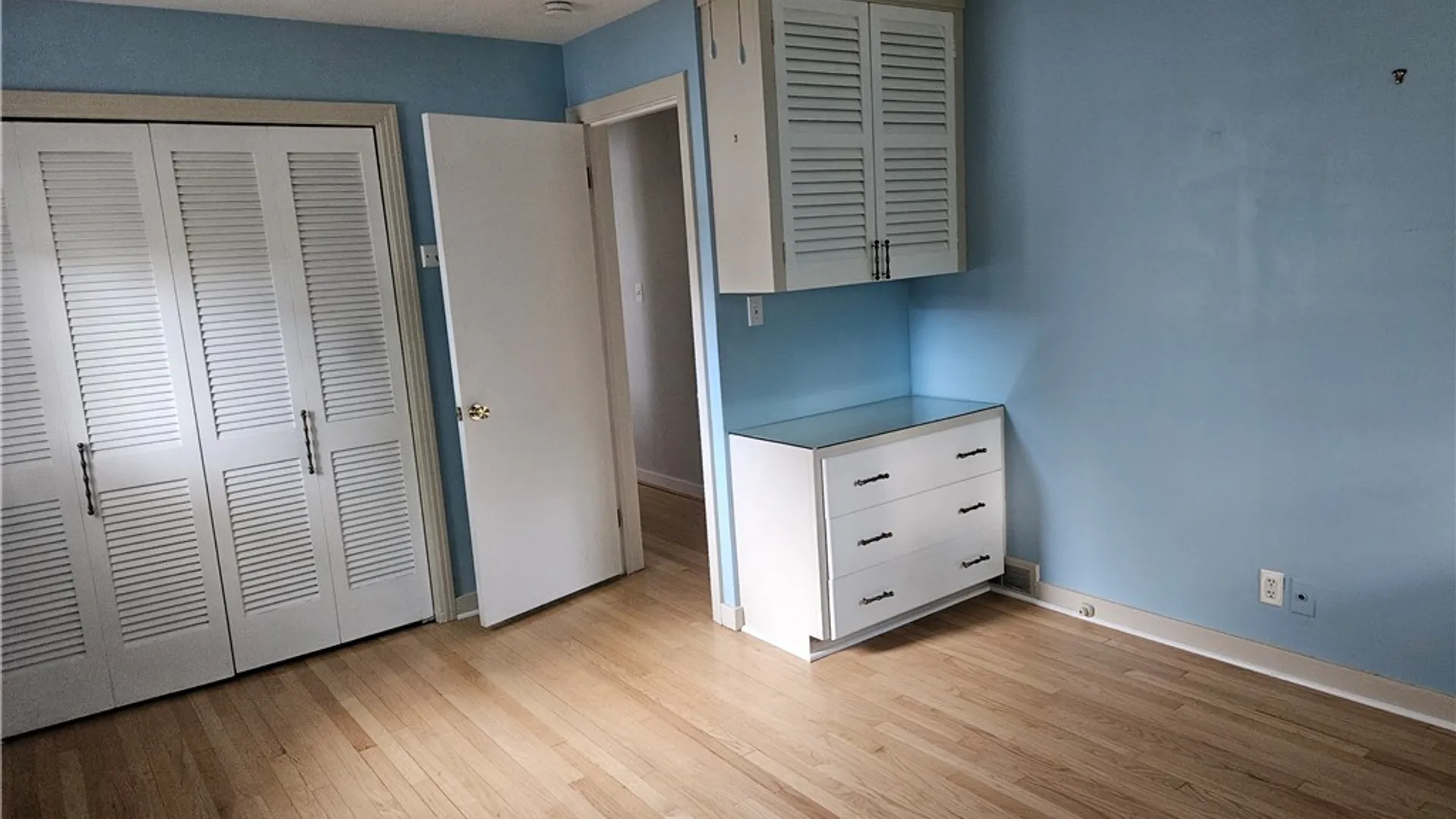 Property at 320 Scott Avenue, Syracuse, NY 13224 13