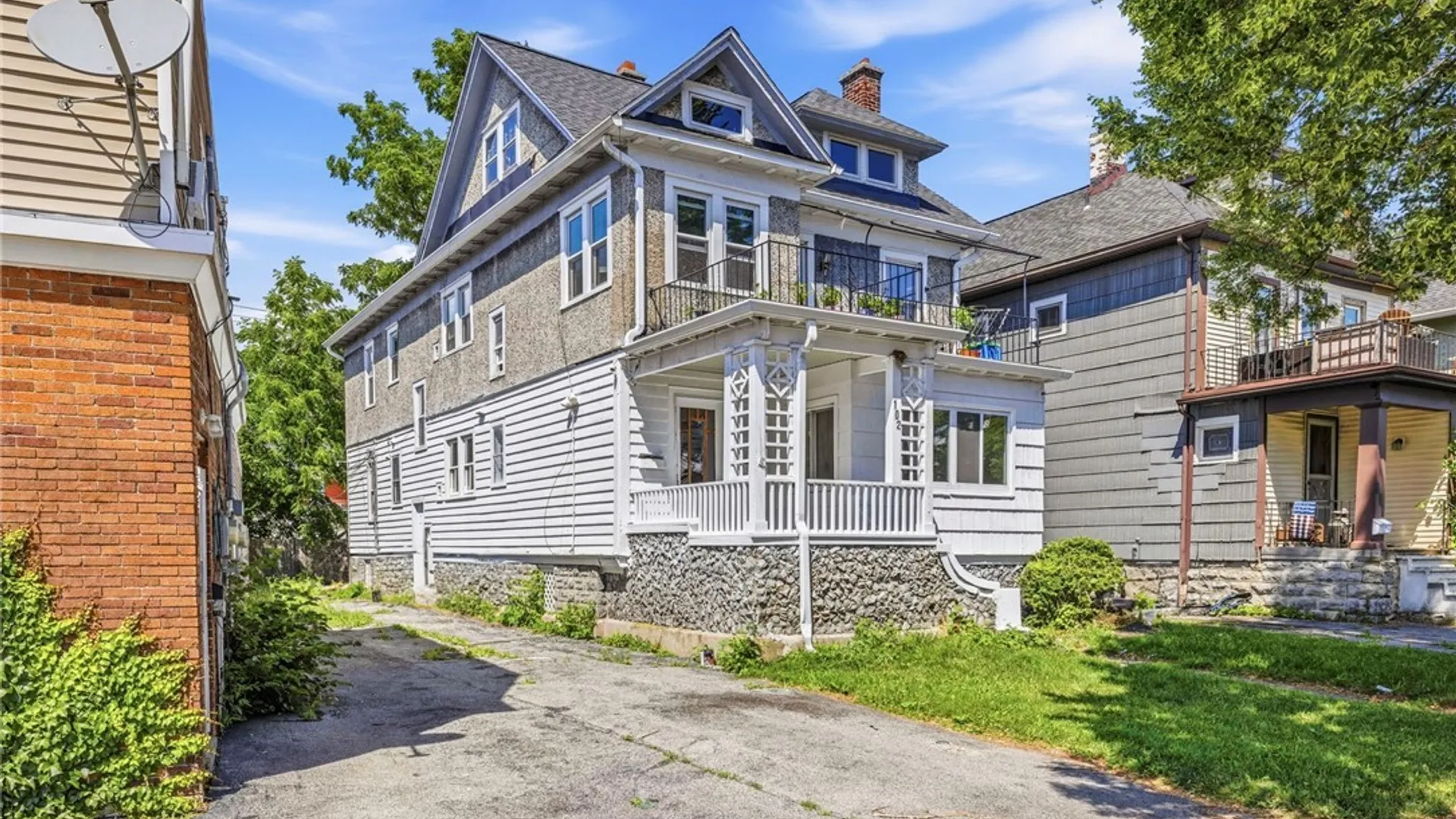 Property at 102 Lisbon Avenue, Buffalo, NY 14214 2