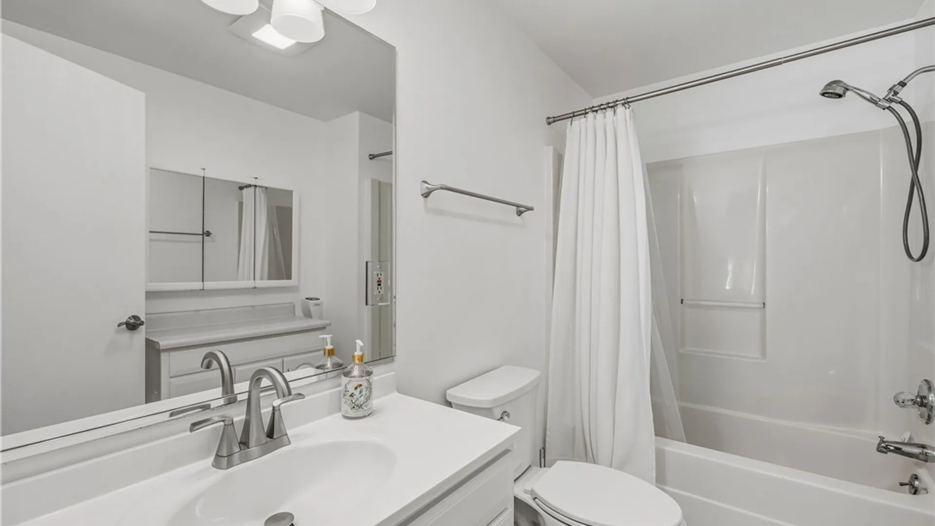 Property at 150 S 7th Street, Lewiston, NY 14092 18