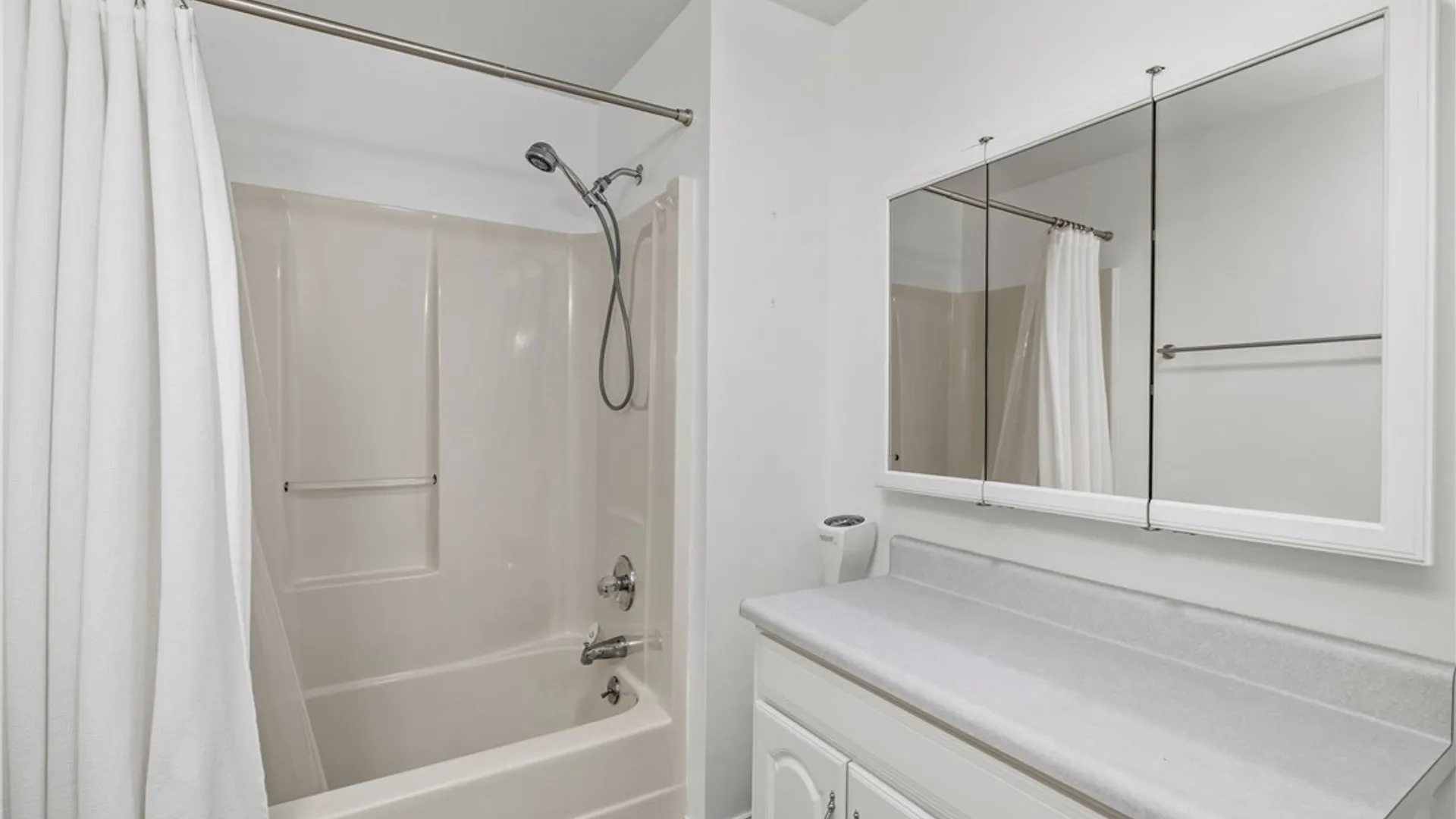 Property at 150 S 7th Street, Lewiston, NY 14092 19