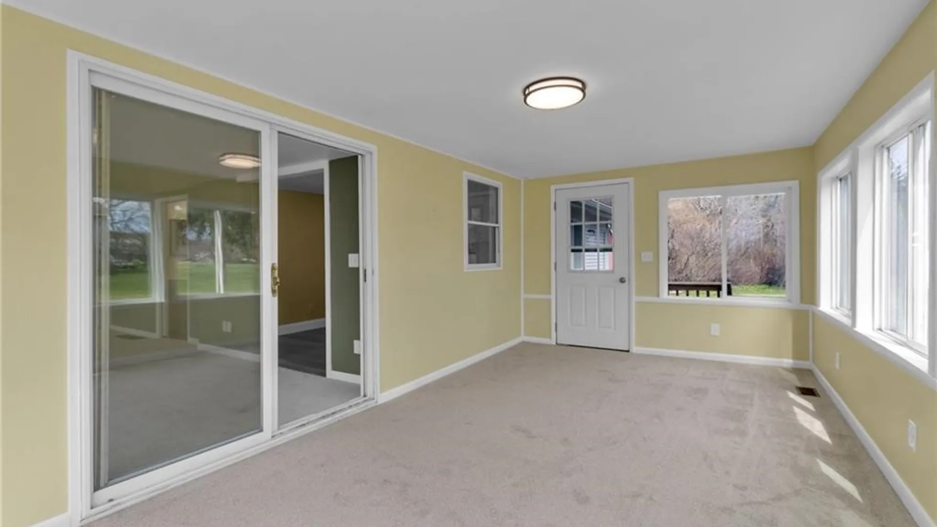 Property at 1030 Brant Farnham Road, Brant, NY 14081 11
