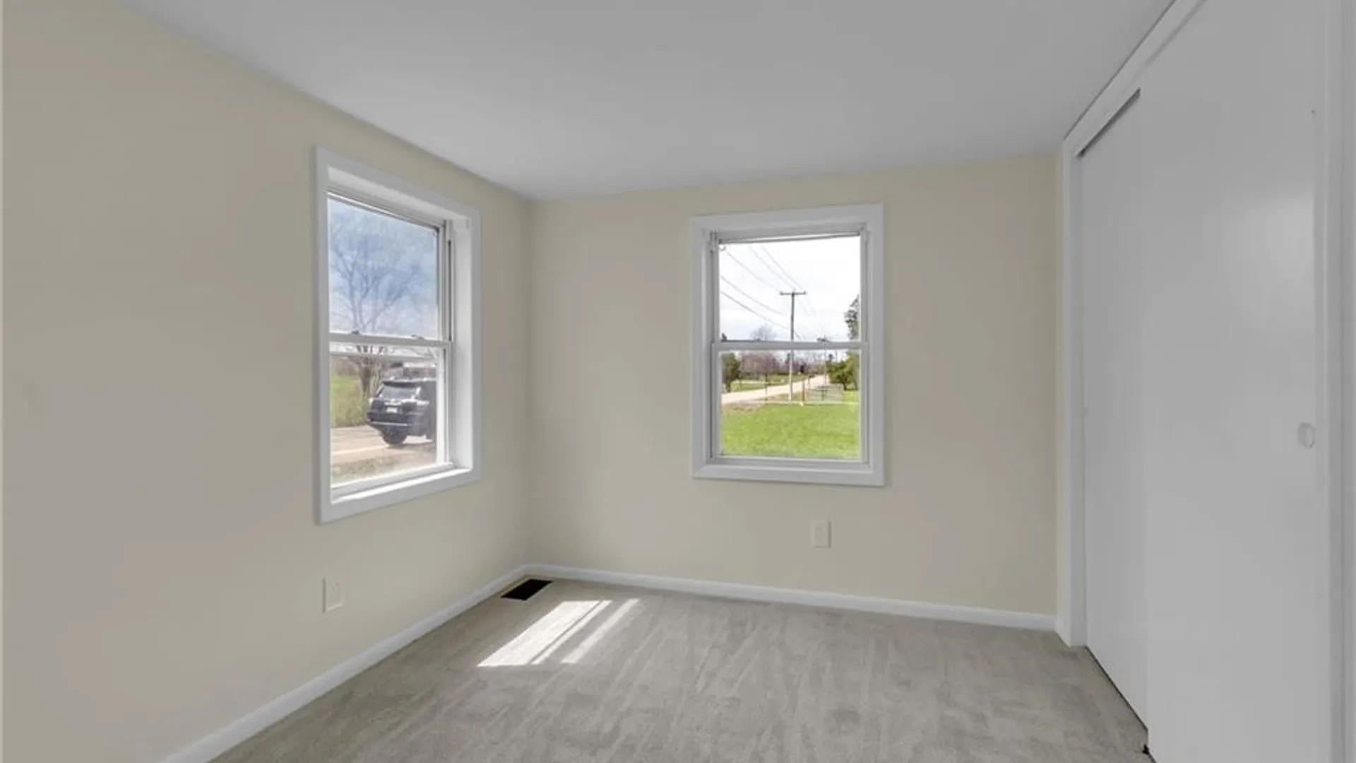 Property at 1030 Brant Farnham Road, Brant, NY 14081 27