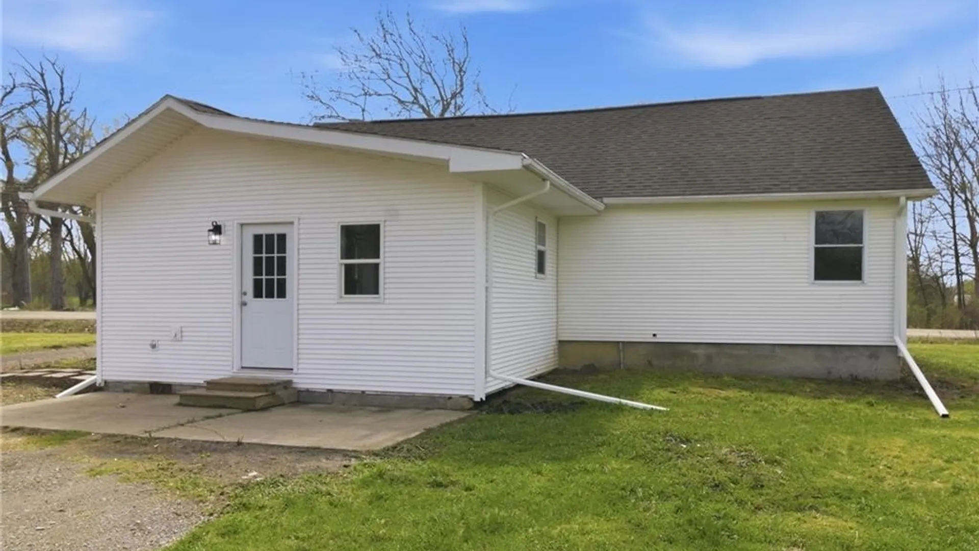 Property at 1030 Brant Farnham Road, Brant, NY 14081 32