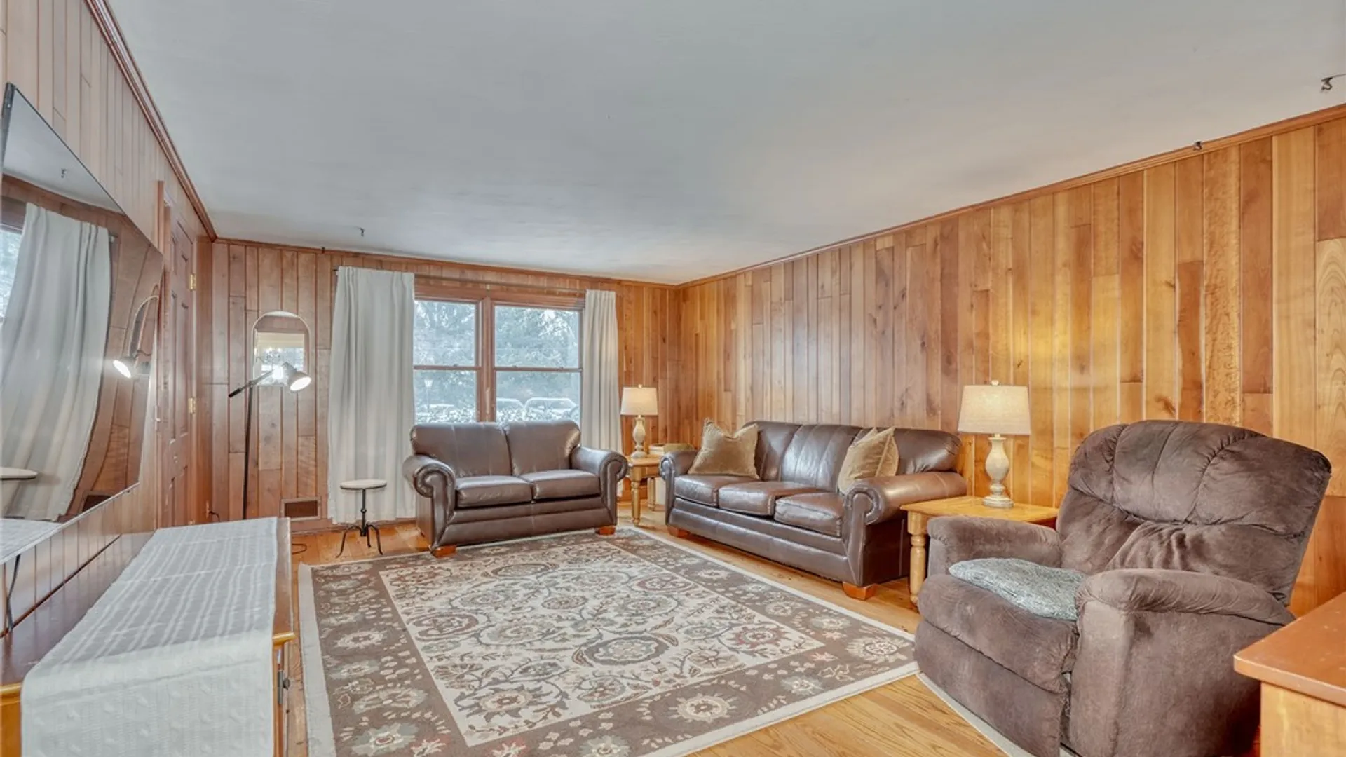 Property at 111 Knickerbocker Road, Pittsford, NY 14534 12