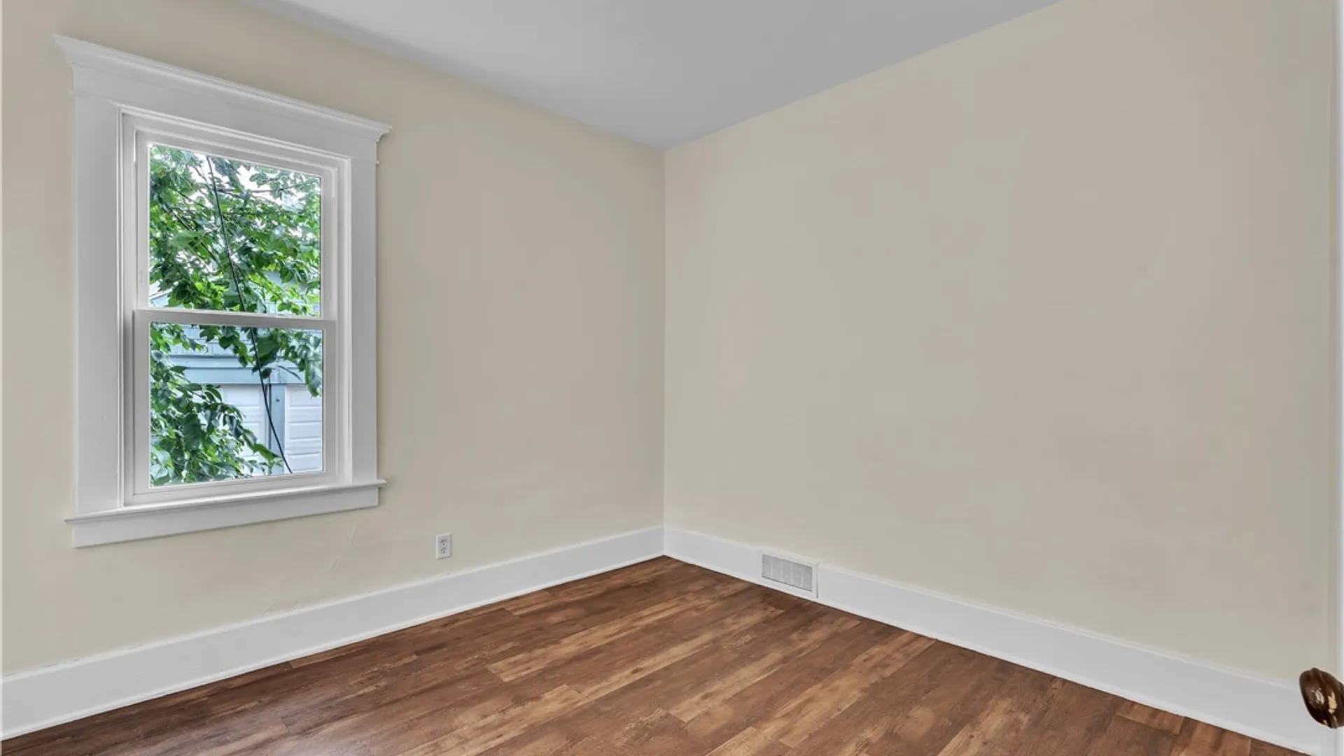 Property at 141 Condon Avenue, Buffalo, NY 14207 13