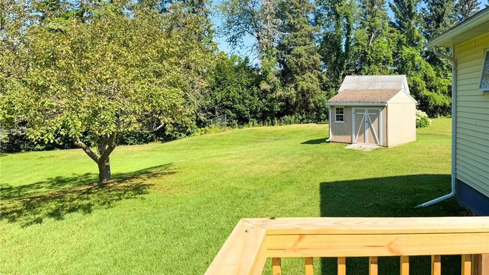 Property at 2 Vine Court, Utica, NY 13502 10