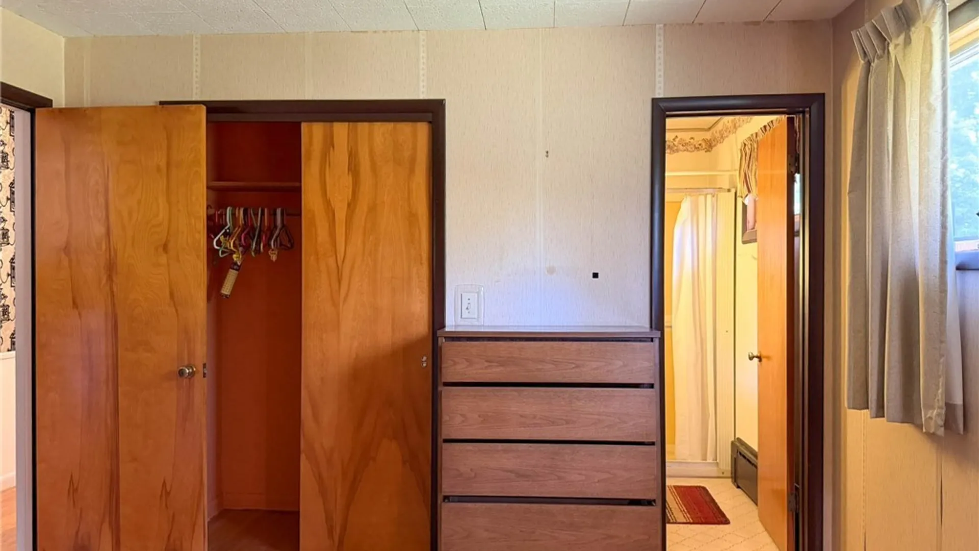 Property at 2 Vine Court, Utica, NY 13502 19