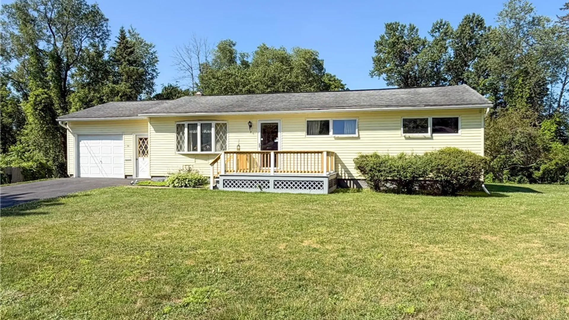 Property at 2 Vine Court, Utica, NY 13502 2