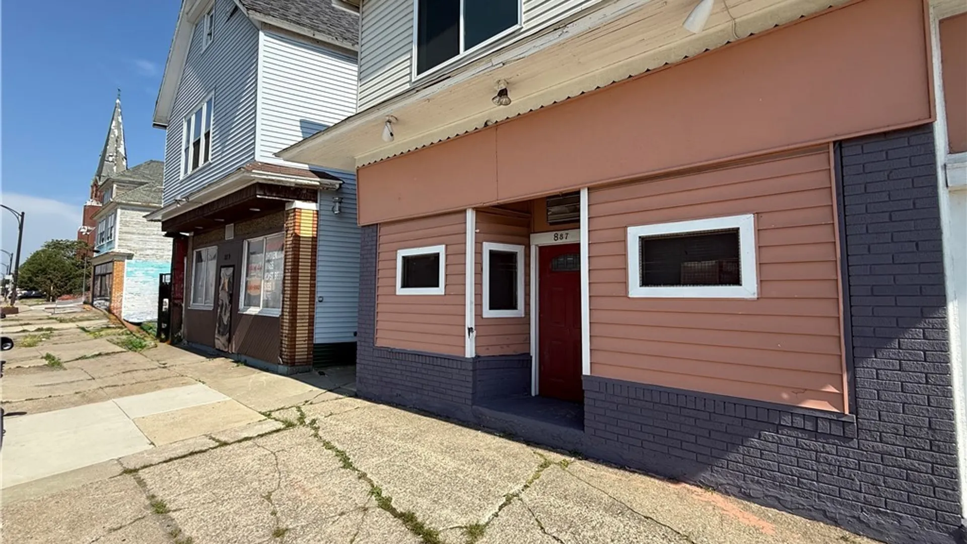 Property at 889 Sycamore Street, Buffalo, NY 14212 3