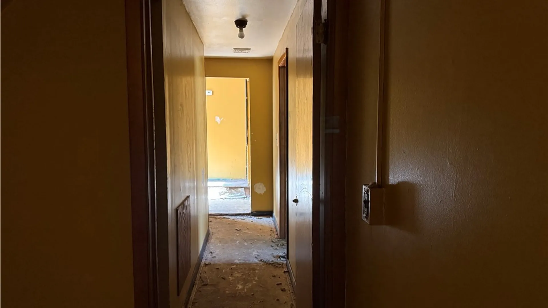 Property at 889 Sycamore Street, Buffalo, NY 14212 11