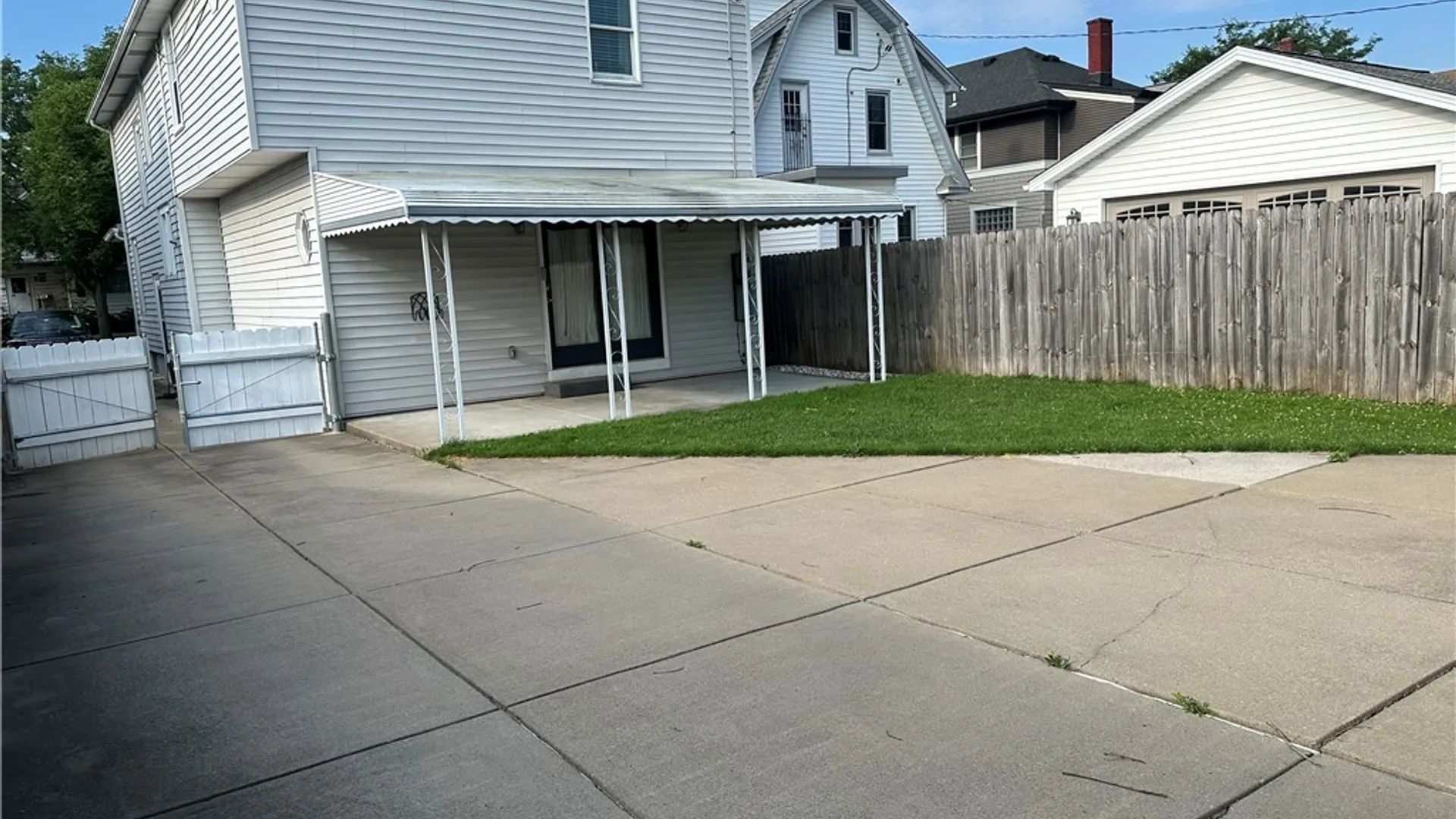 Property at 73 Victoria Boulevard, Tonawanda, NY 14217 24