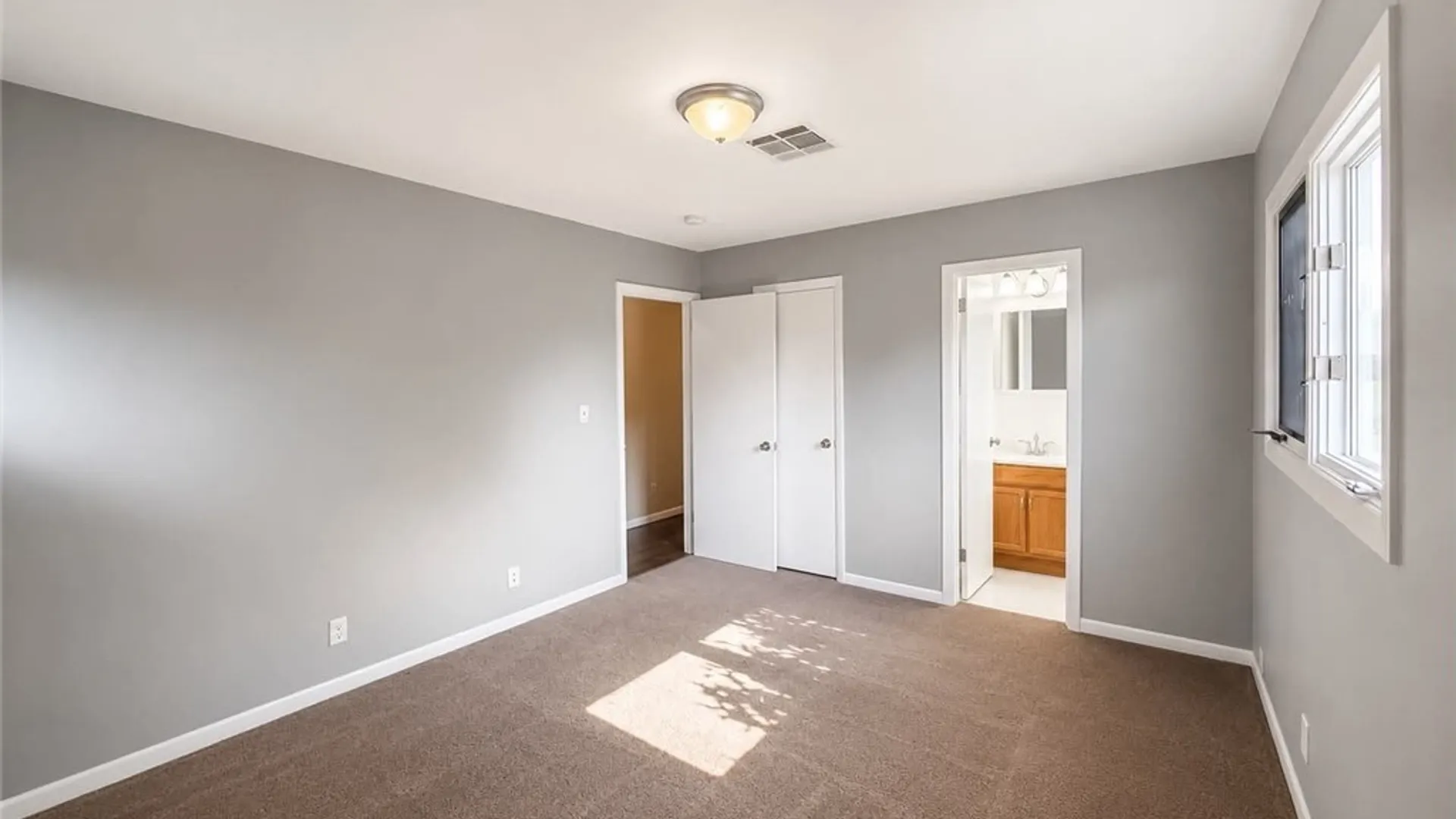 Property at 217 Beckwith Avenue, Niagara, NY 14304 15