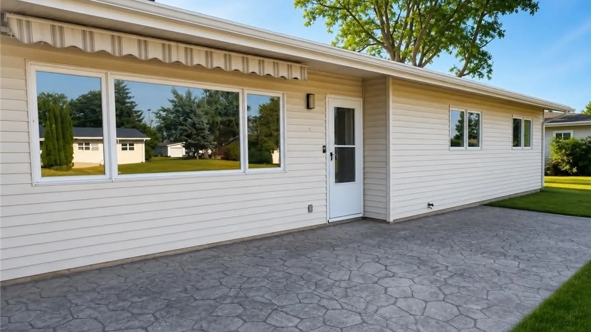 Property at 217 Beckwith Avenue, Niagara, NY 14304 20