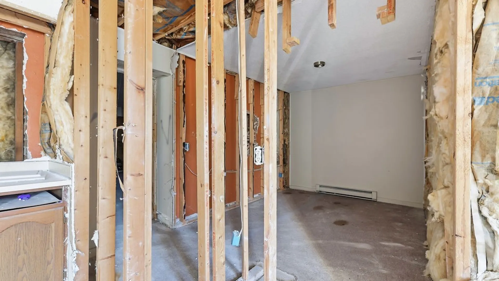 Property at 121 W Broadway, Fulton, NY 13069 24
