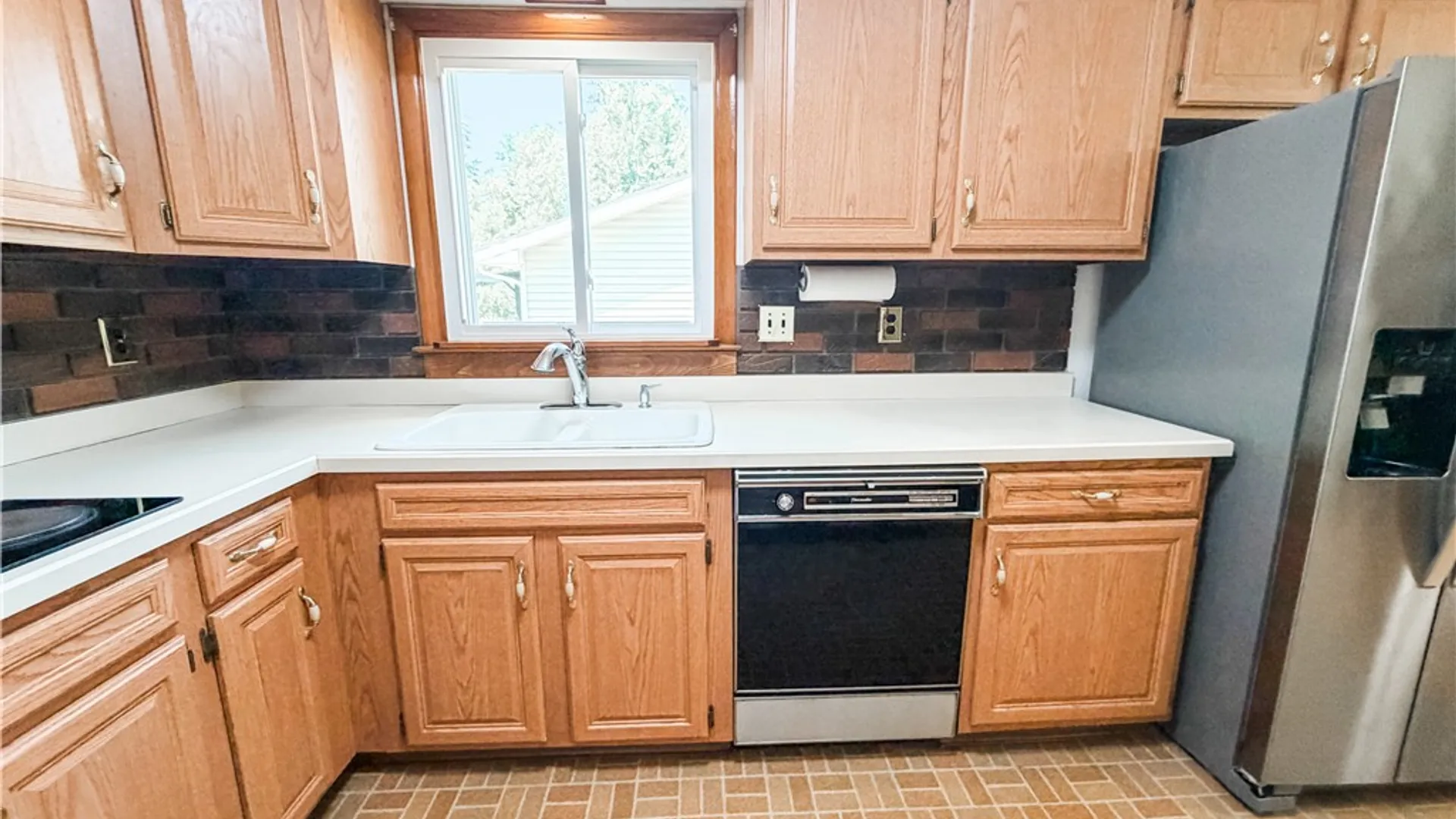 Property at 12 Drummond Street, Auburn, NY 13021 23