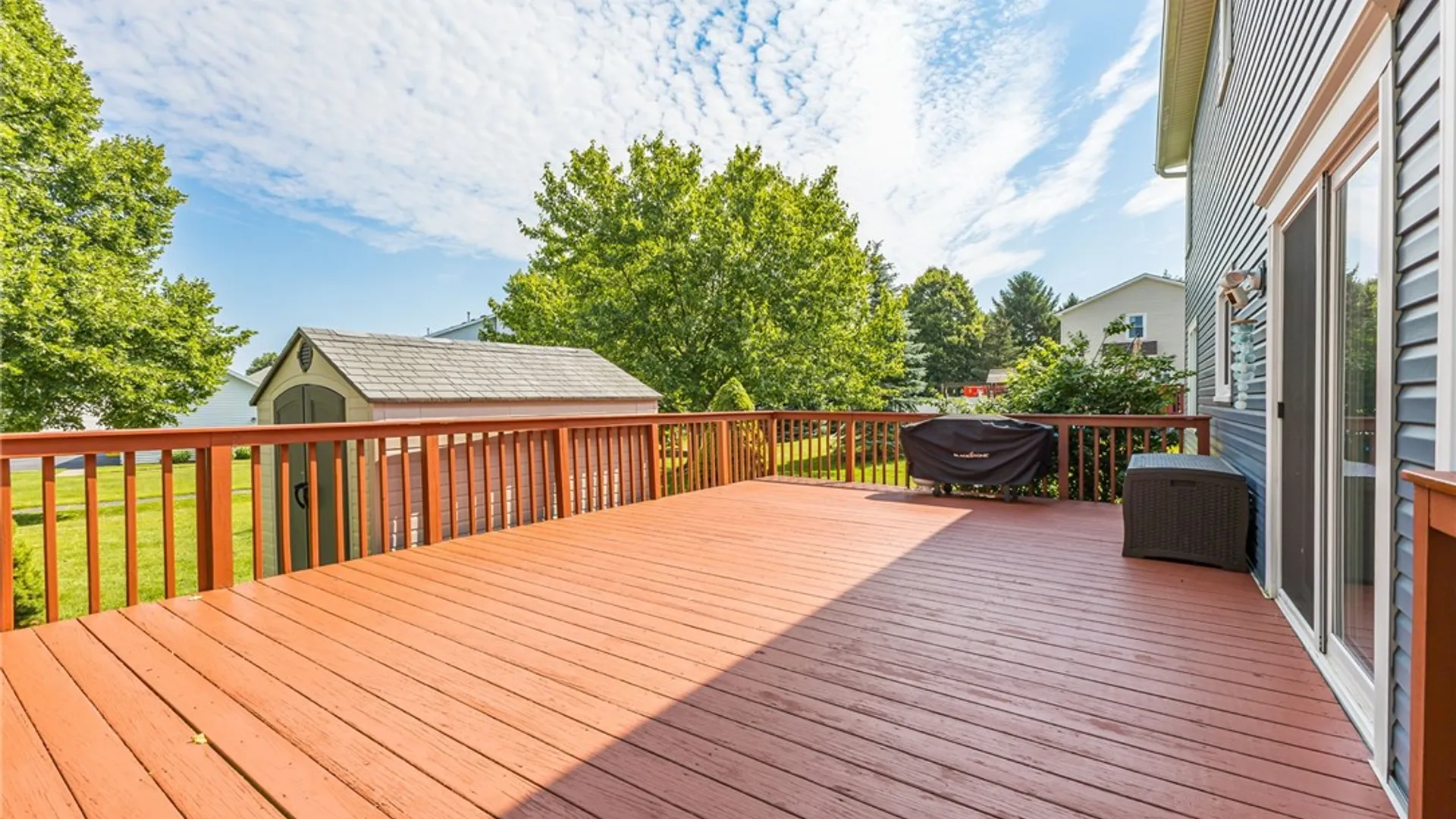Property at 94 Mickens Bnd, Henrietta, NY 14586 24