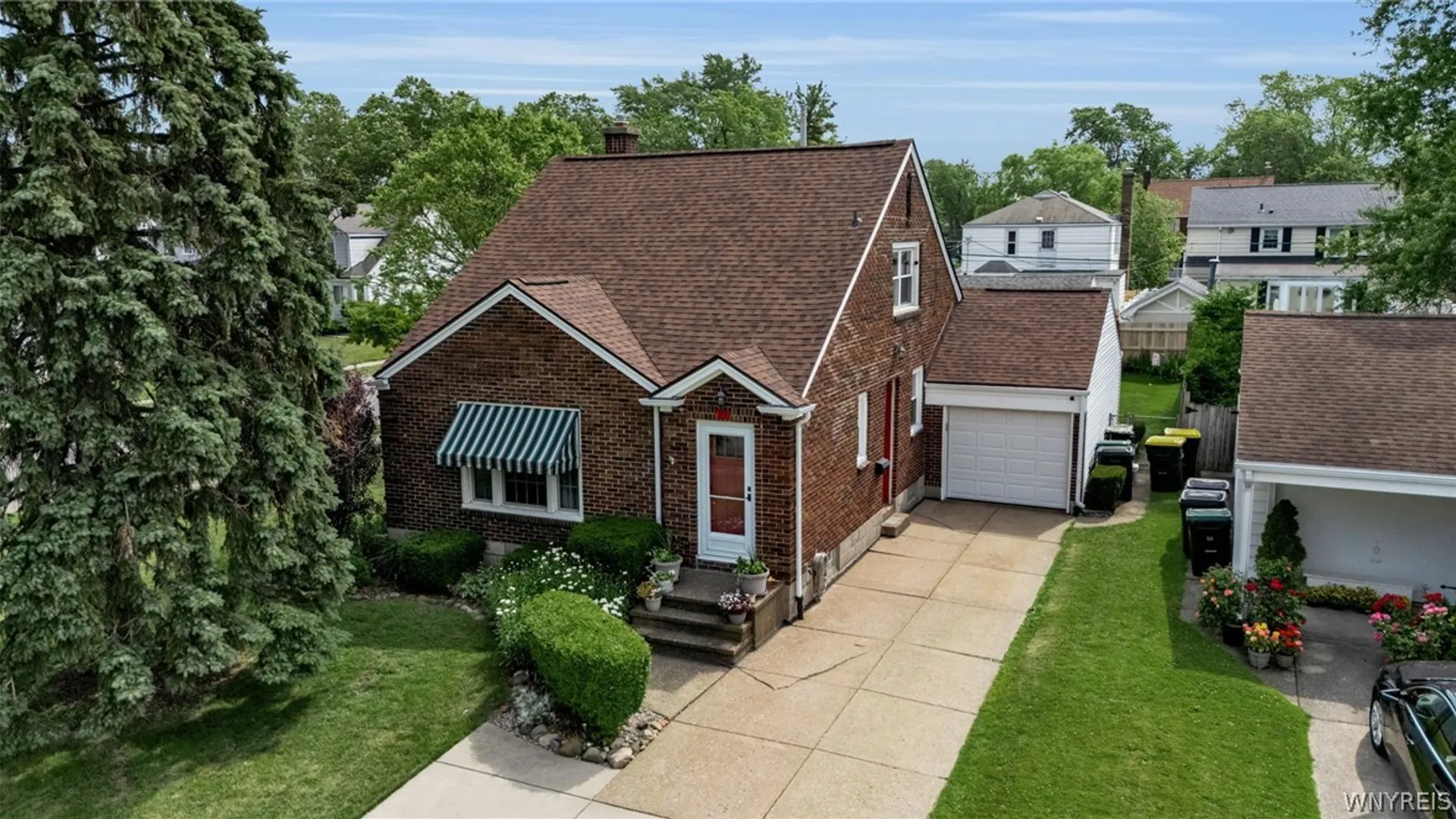 Property at 75 Fairbanks Avenue, Tonawanda, NY 14223 3