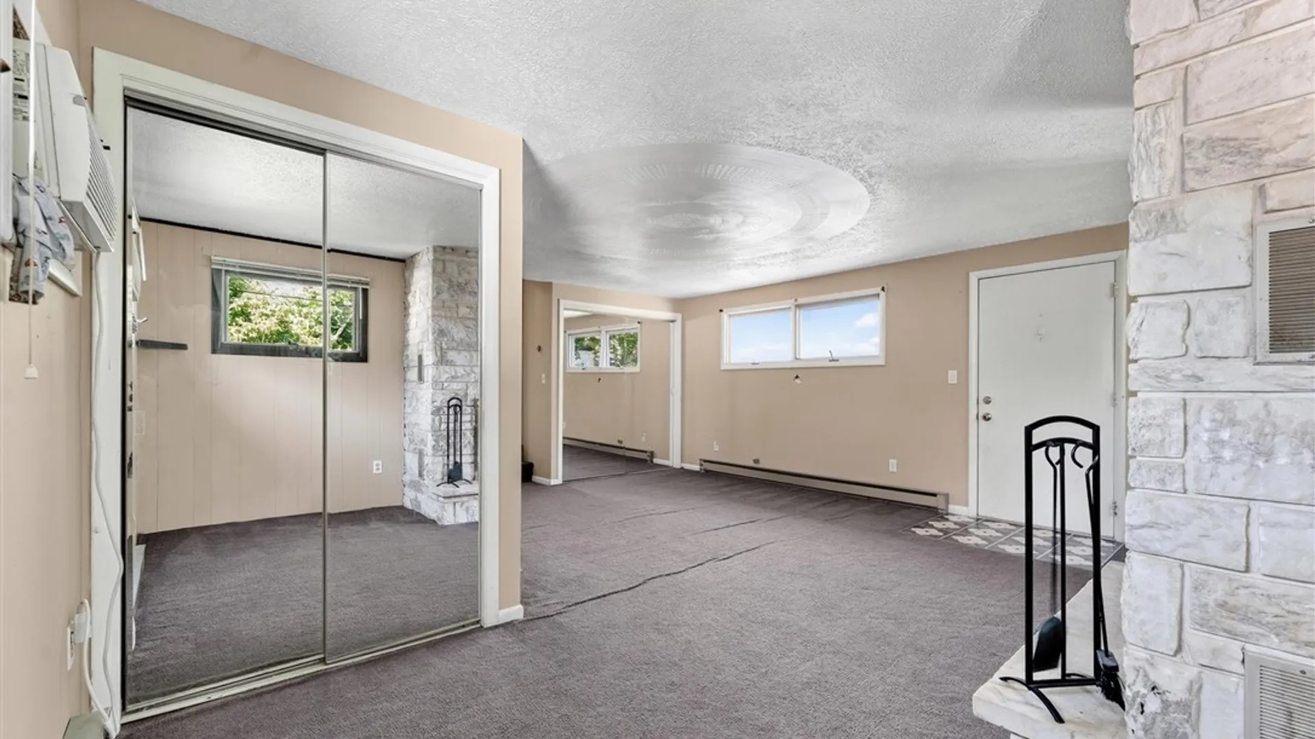 Property at 267 N Collingwood Avenue, Syracuse, NY 13206 23