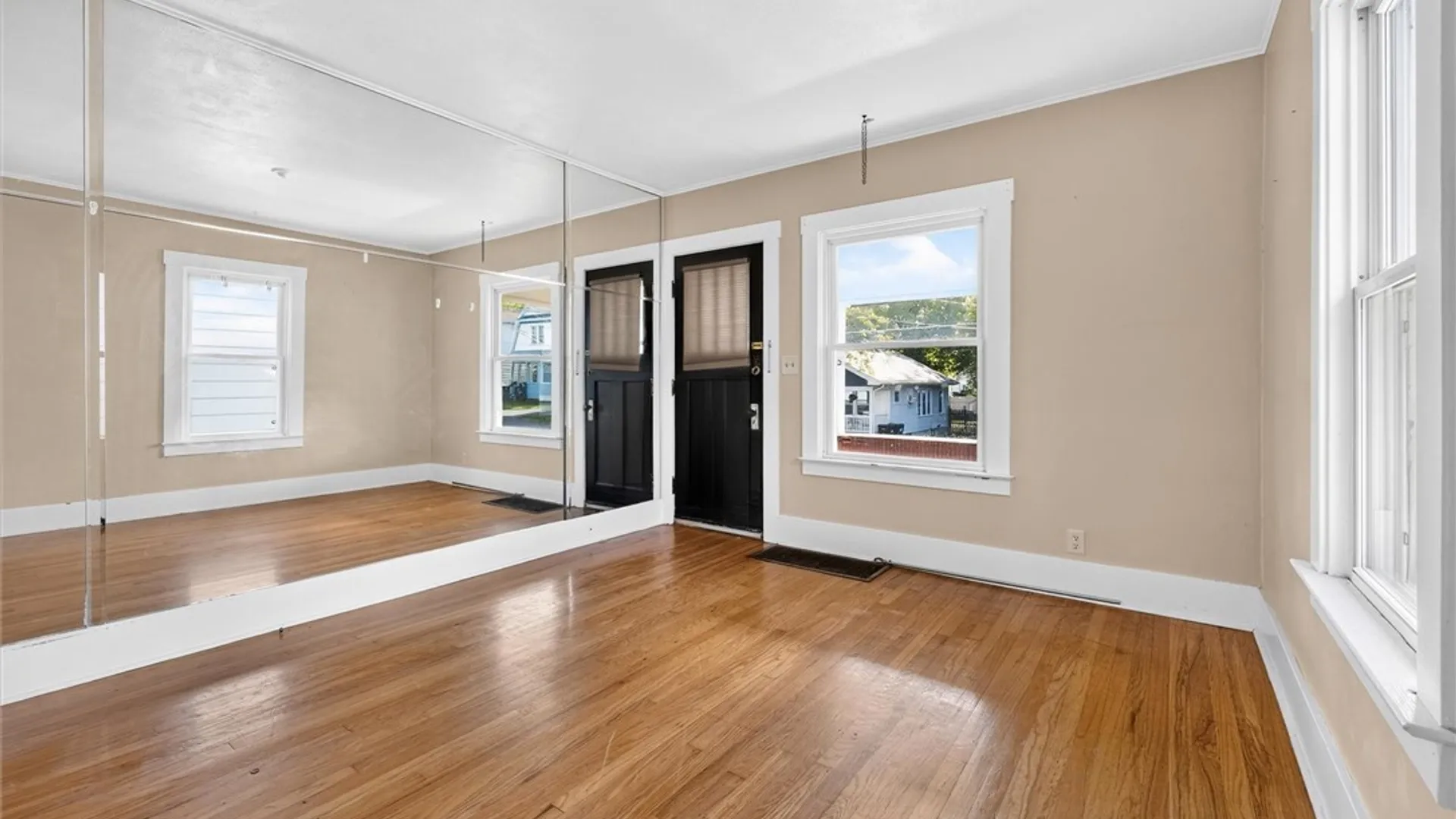 Property at 267 N Collingwood Avenue, Syracuse, NY 13206 9
