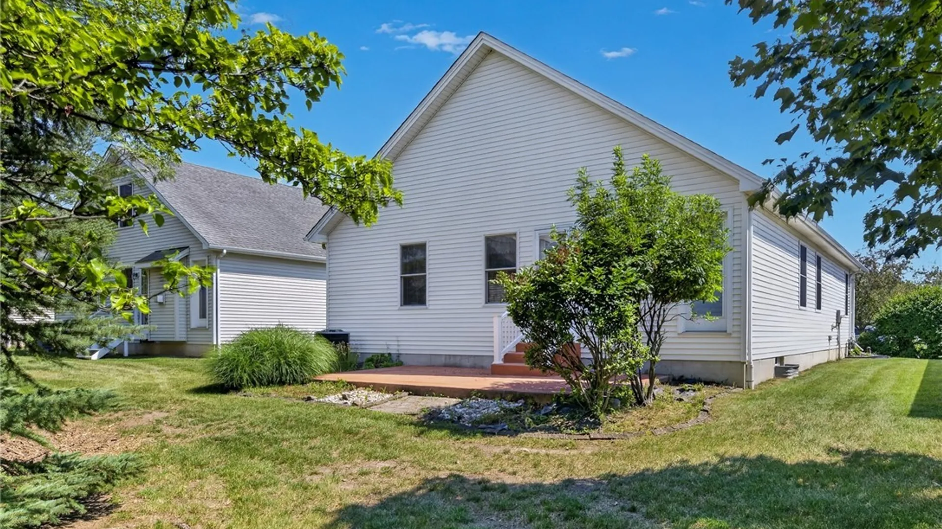 Property at 48 Mayfield Drive, West Seneca, NY 14224 44