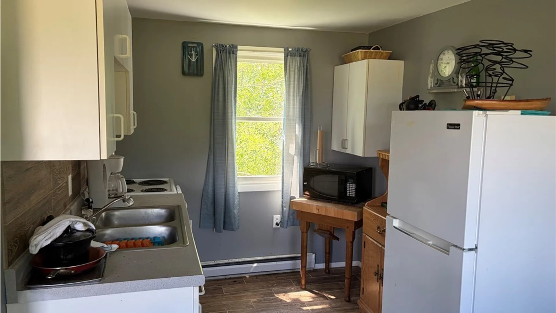 Property at 7600 Southwestern Blvd, Evans, NY 14047 8
