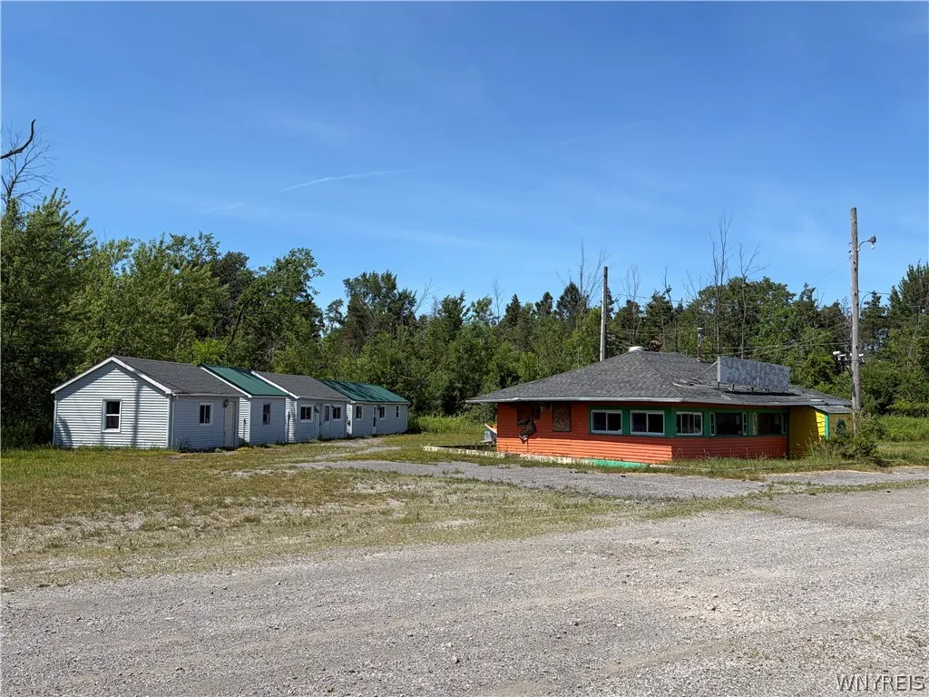 Property at 7600 Southwestern Blvd, Evans, NY 14047