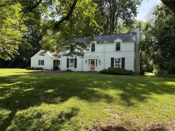 5225 Leverett Lane, DeWitt, NY 13066