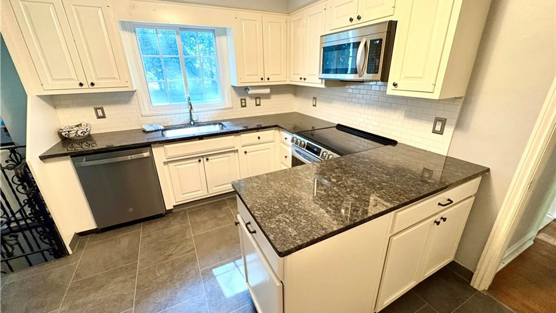 Property at 5225 Leverett Lane, DeWitt, NY 13066 22
