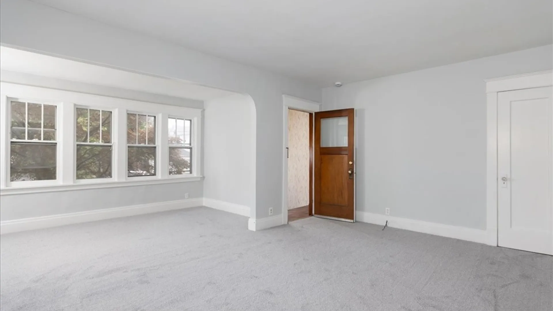 Property at 262 Sterling Avenue, Buffalo, NY 14216 3