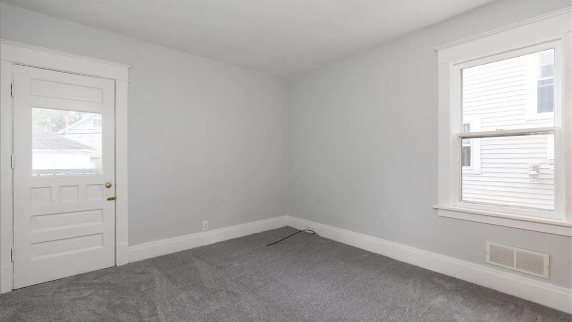Property at 262 Sterling Avenue, Buffalo, NY 14216 9