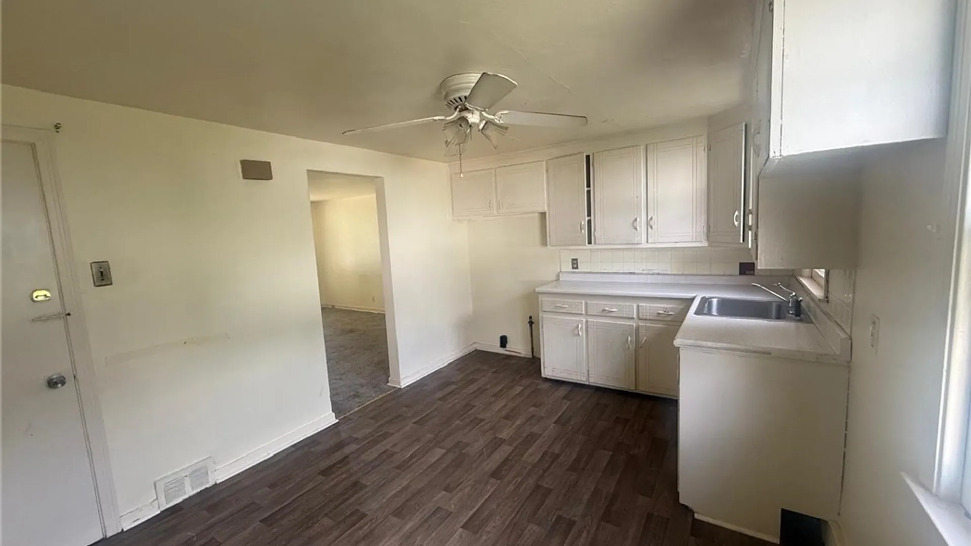 Property at 204 Easton Avenue, Buffalo, NY 14215 11