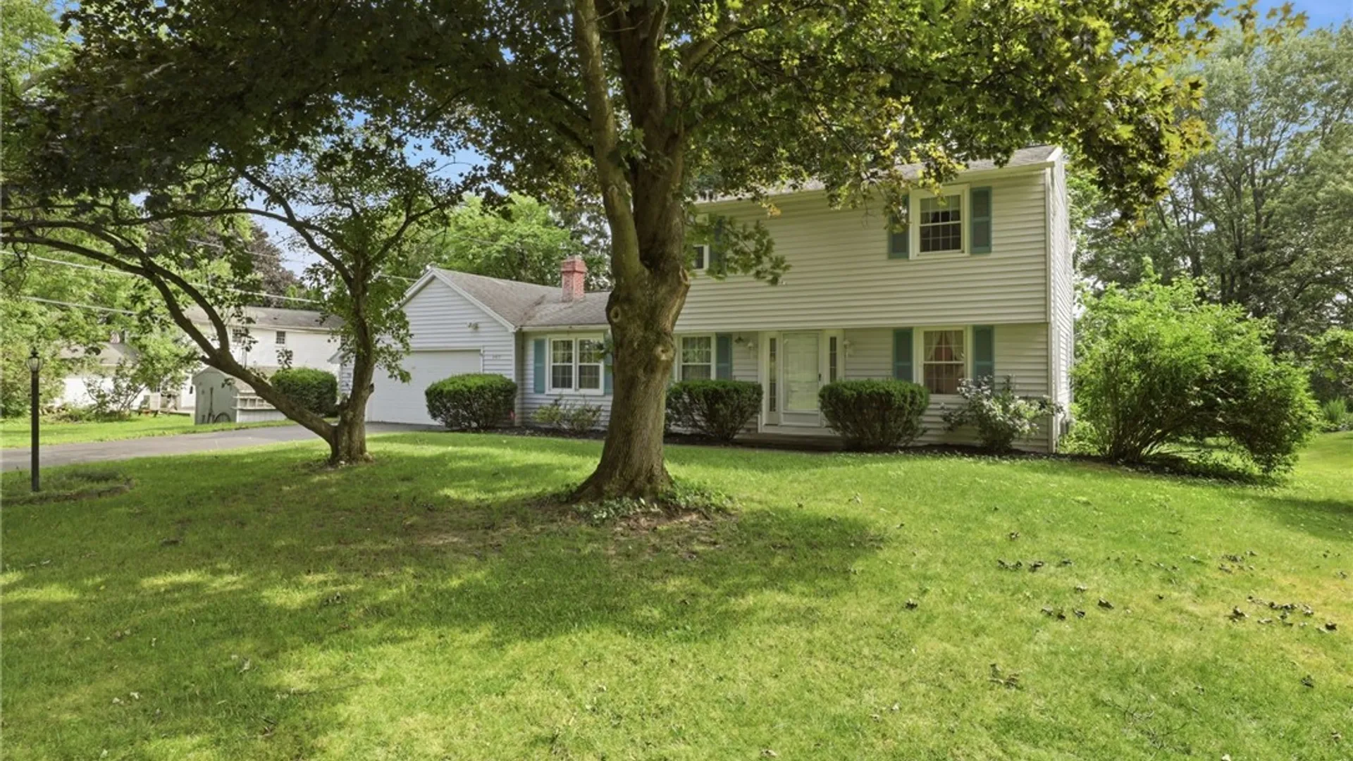 Property at 107 Wheatstone Circle, Perinton, NY 14450 3