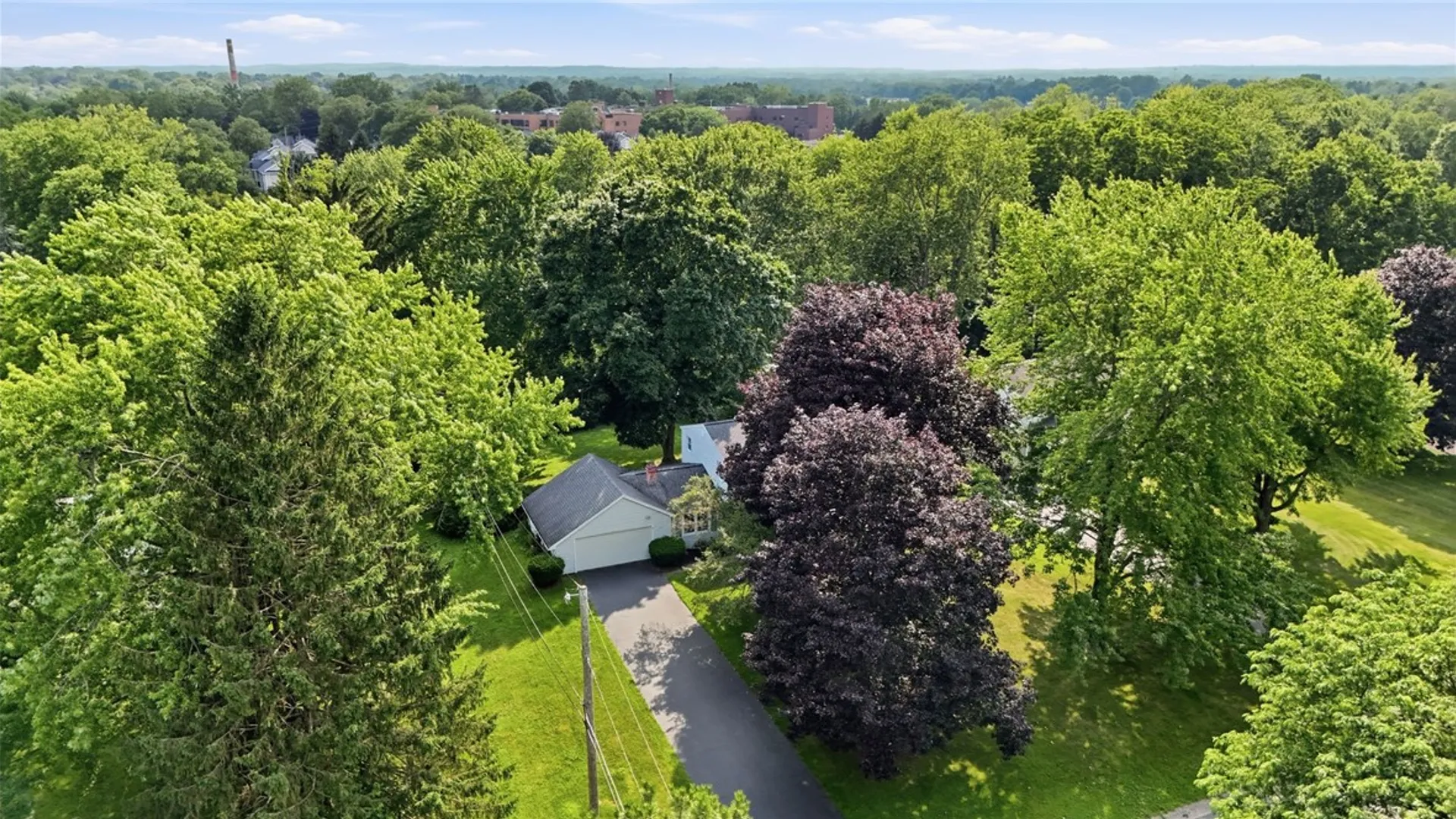 Property at 107 Wheatstone Circle, Perinton, NY 14450 39