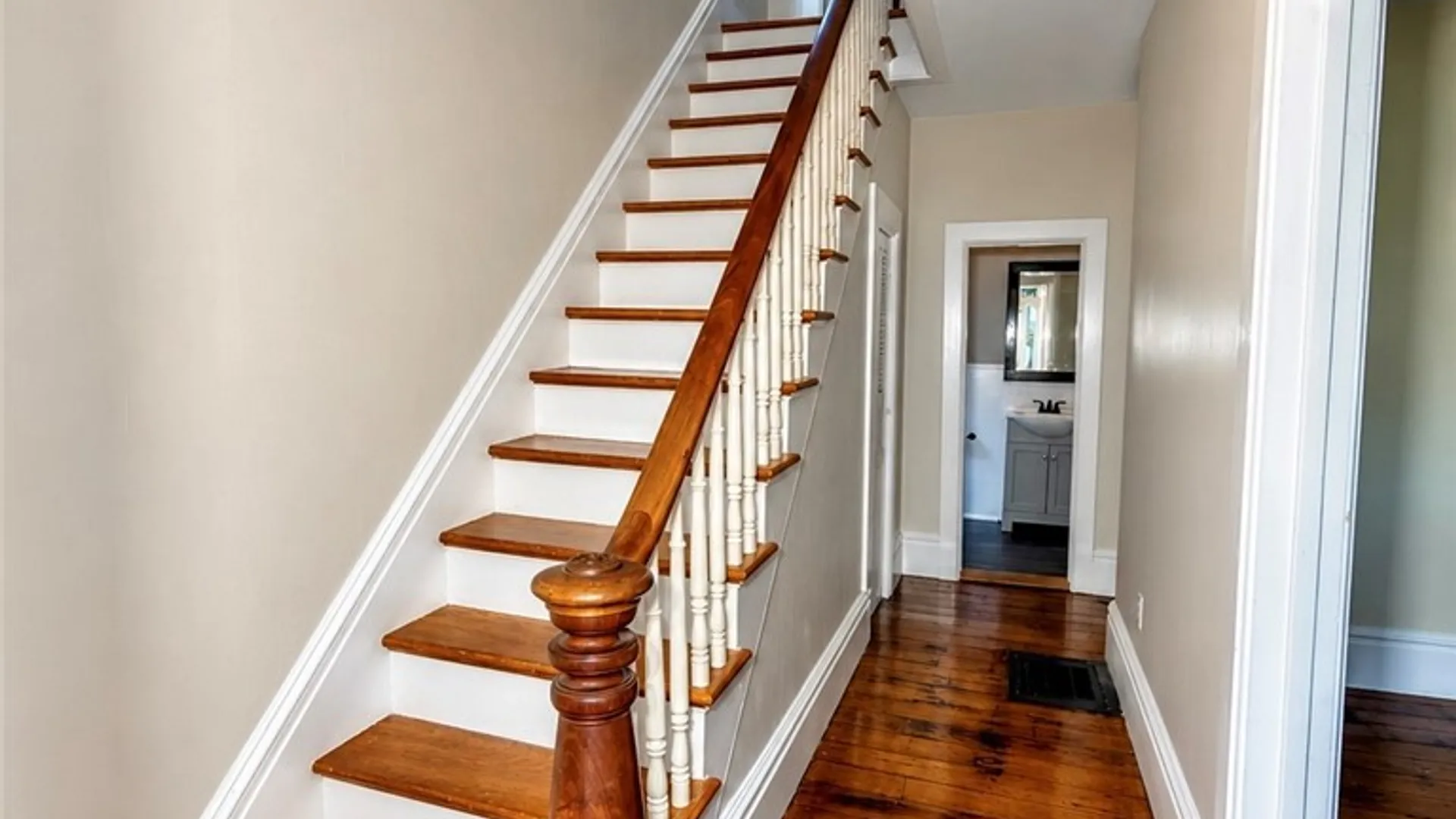 Property at 40 Sullivan Street, Cazenovia, NY 13035 6