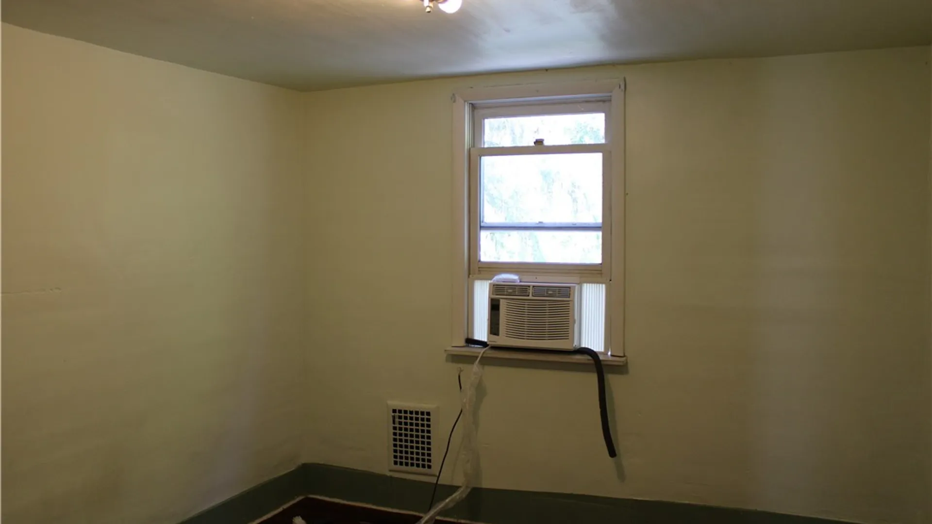 Property at 312 Lewis Street, Syracuse, NY 13204 14