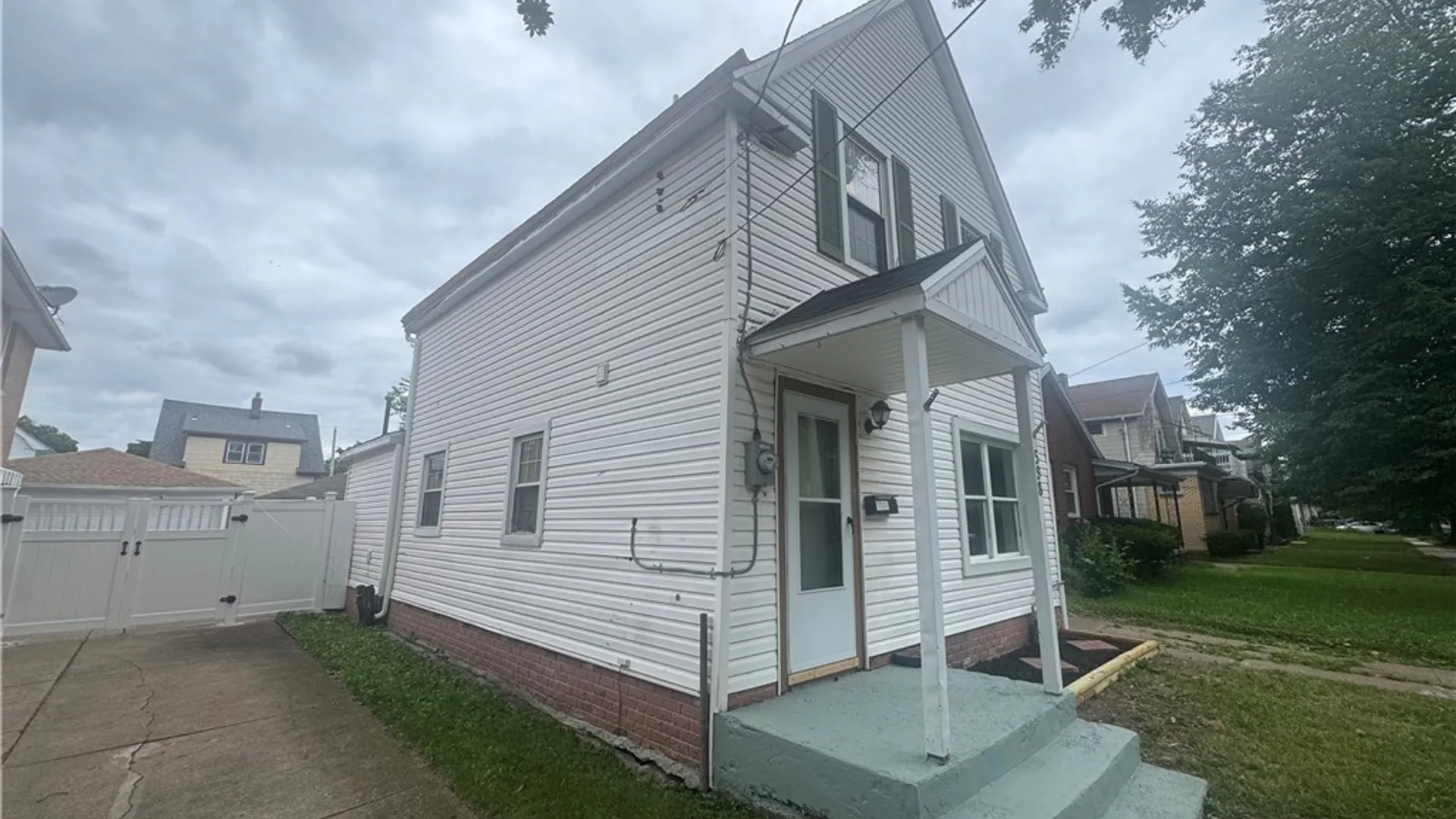 Property at 598 Lisbon Avenue, Buffalo, NY 14215 2