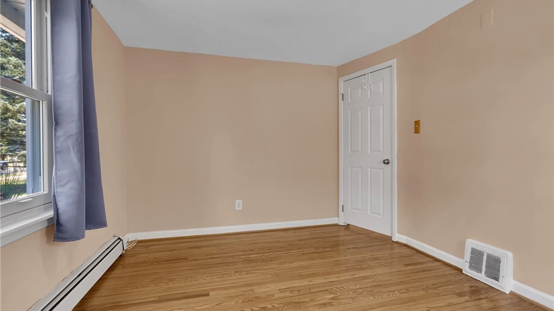 Property at 409 Northwood Drive, Tonawanda, NY 14223 16