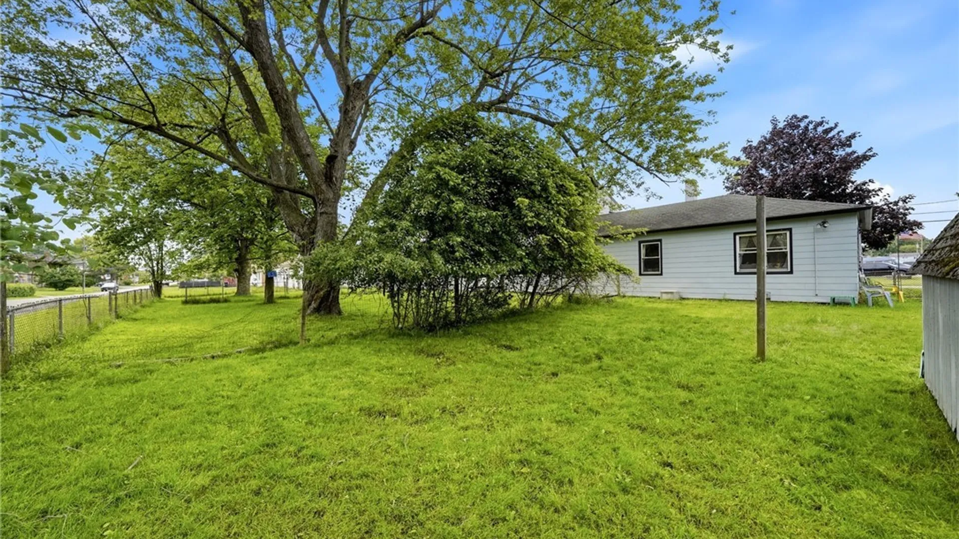 Property at 214 Rodman Road, Lackawanna, NY 14218 44