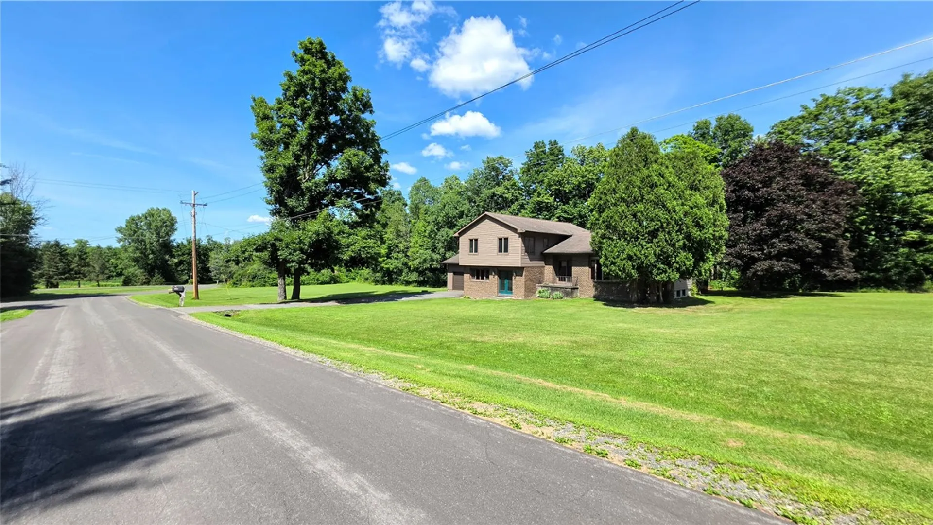 Property at 17 Belvedere Drive, Lansing, NY 14850 5