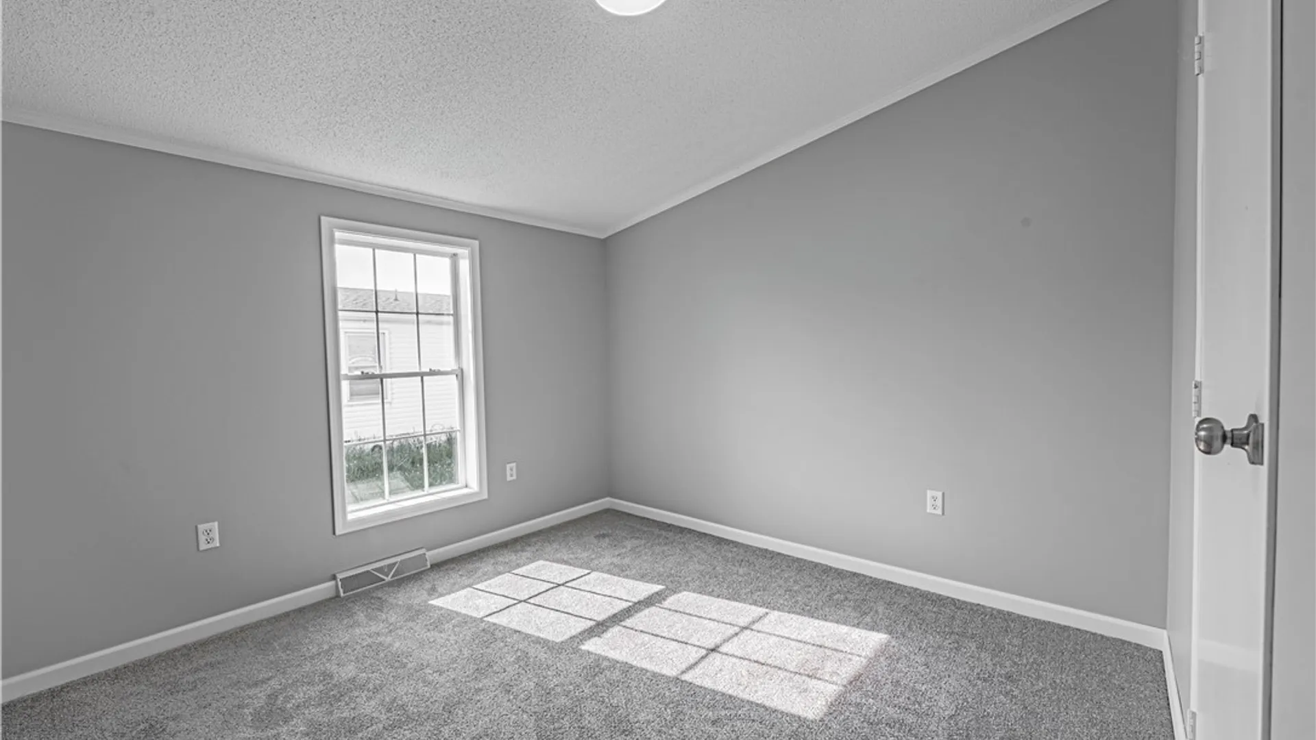 Property at 1113 Lockwood, Lockport Town, NY 14094 20