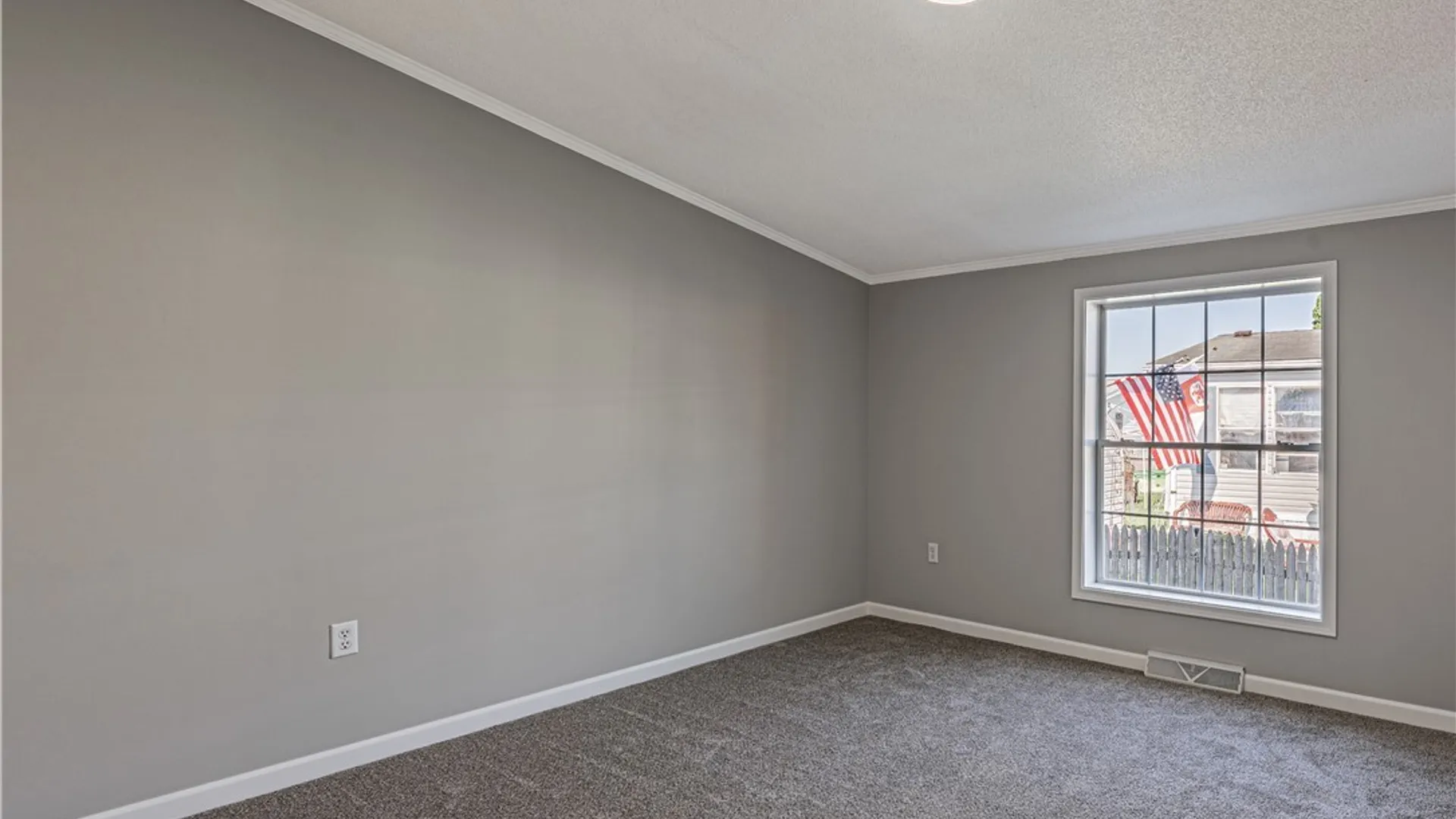 Property at 1113 Lockwood, Lockport Town, NY 14094 25