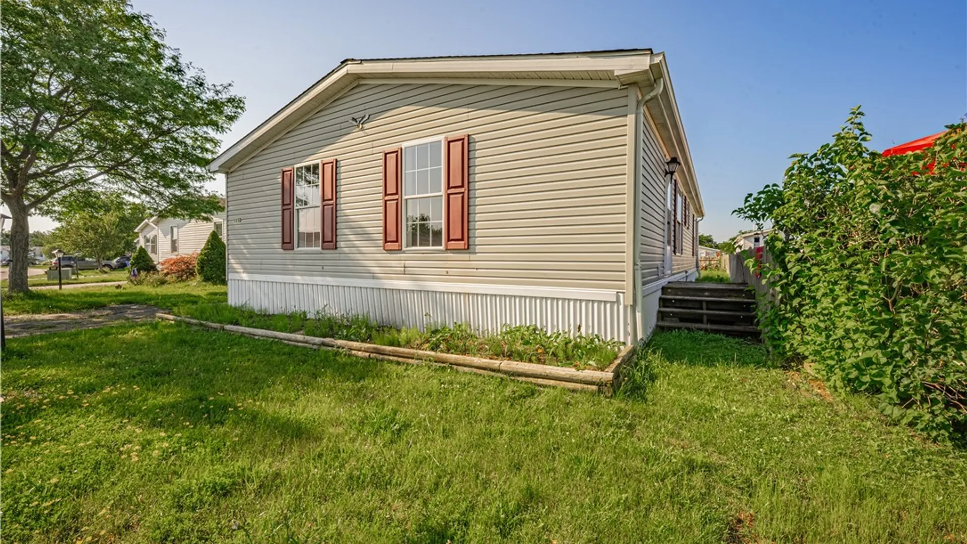 Property at 1113 Lockwood, Lockport Town, NY 14094 3