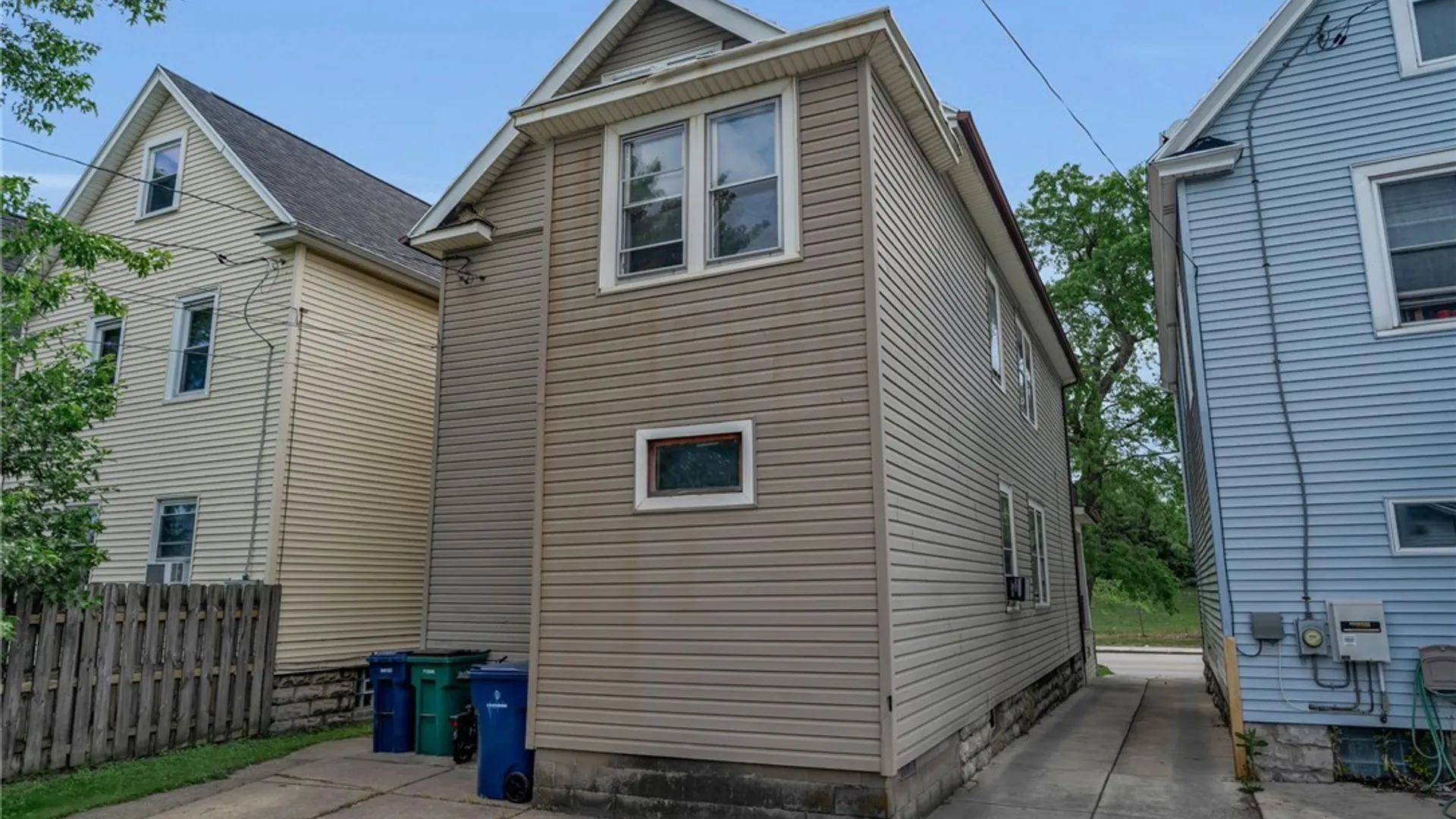 Property at 565 Military Road, Buffalo, NY 14207 2