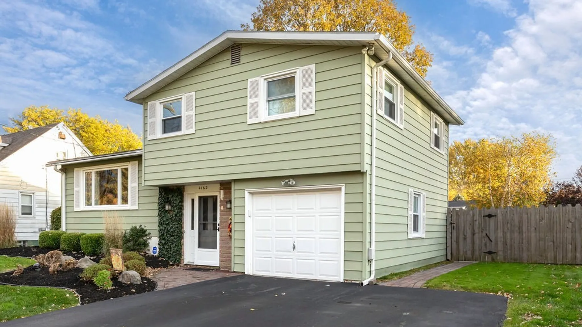 Property at 4162 Birchwood Drive, Clay, NY 13090 2